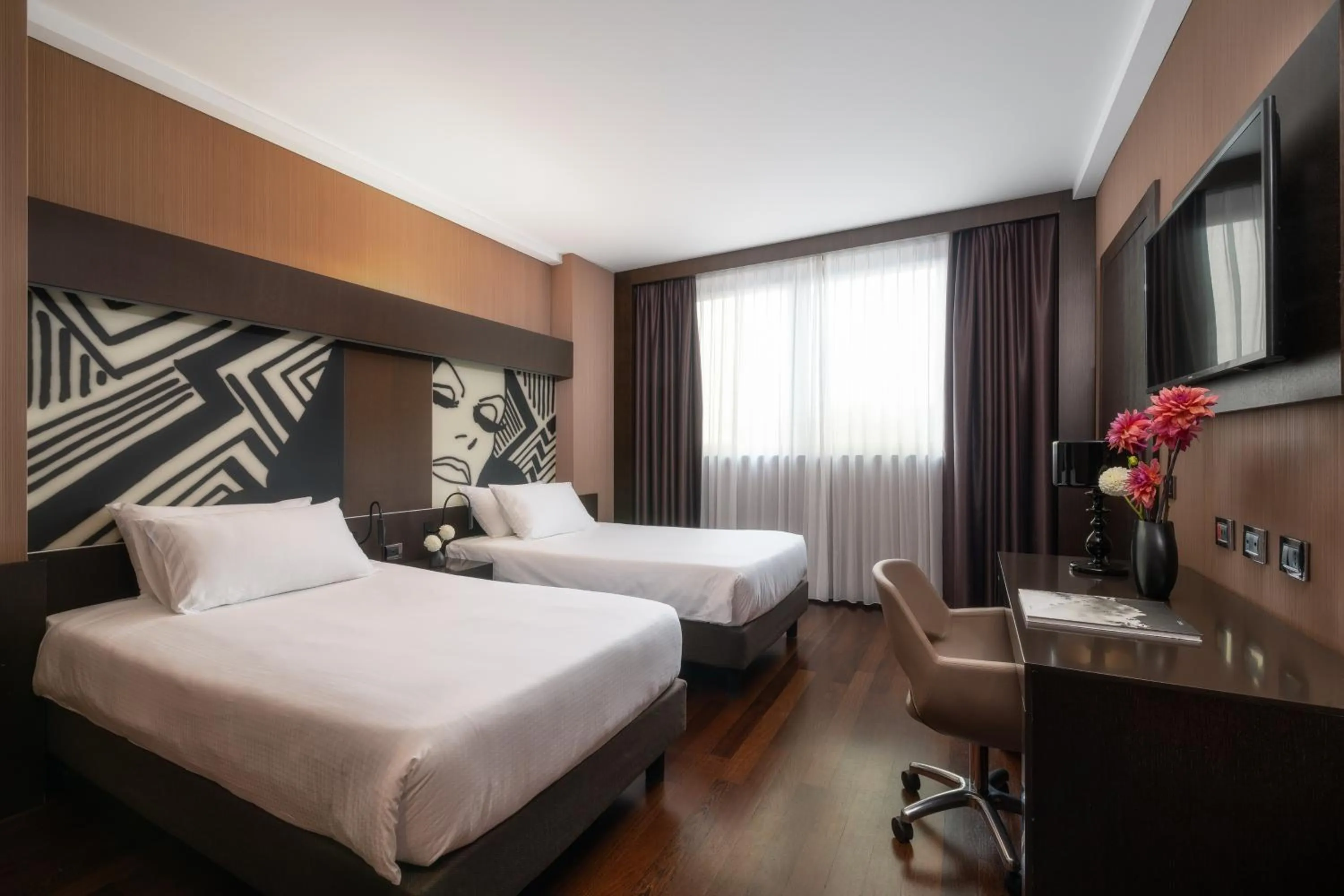 Standard Twin Room - Non-Smoking in Crowne Plaza Milan City by IHG