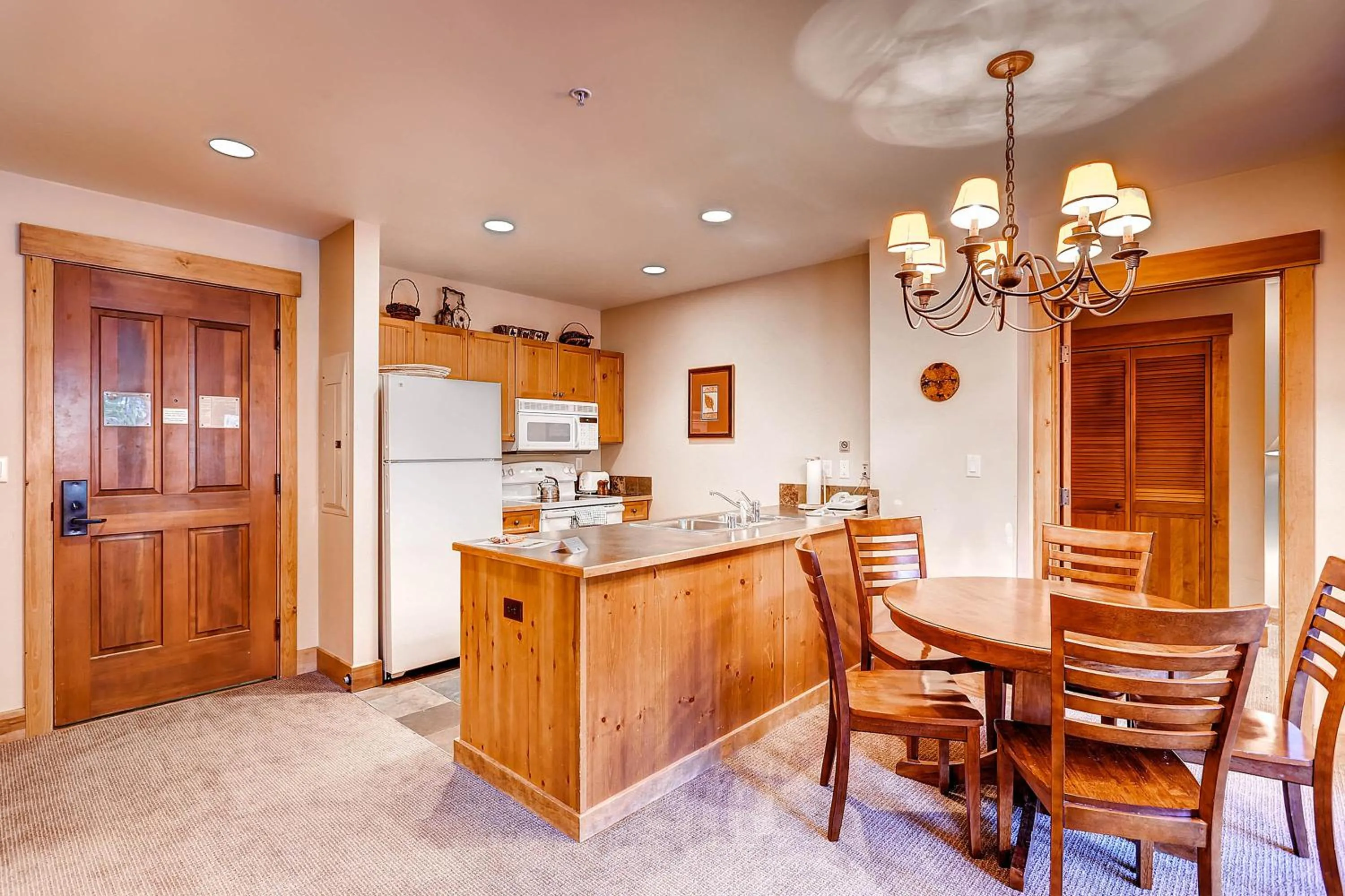 Kitchen or kitchenette in The Springs Condominiums by Vail Resorts