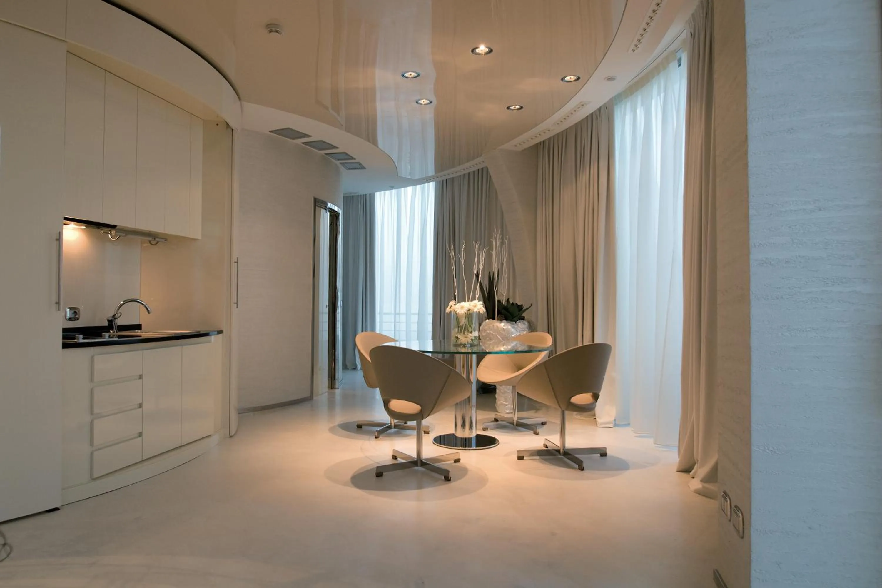 Kitchen or kitchenette in Hotel Waldorf- Premier Resort