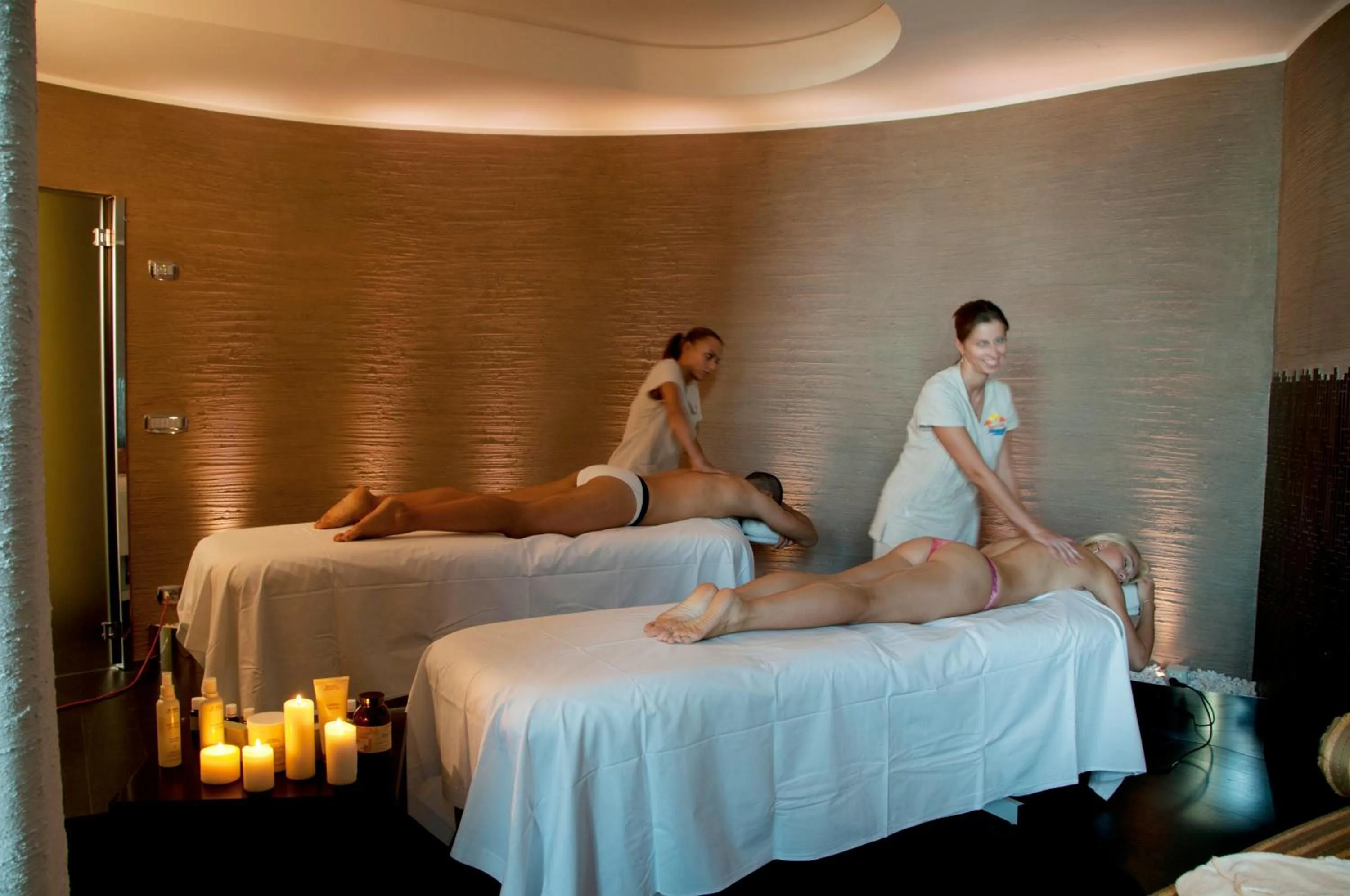 Massage in Hotel Waldorf- Premier Resort