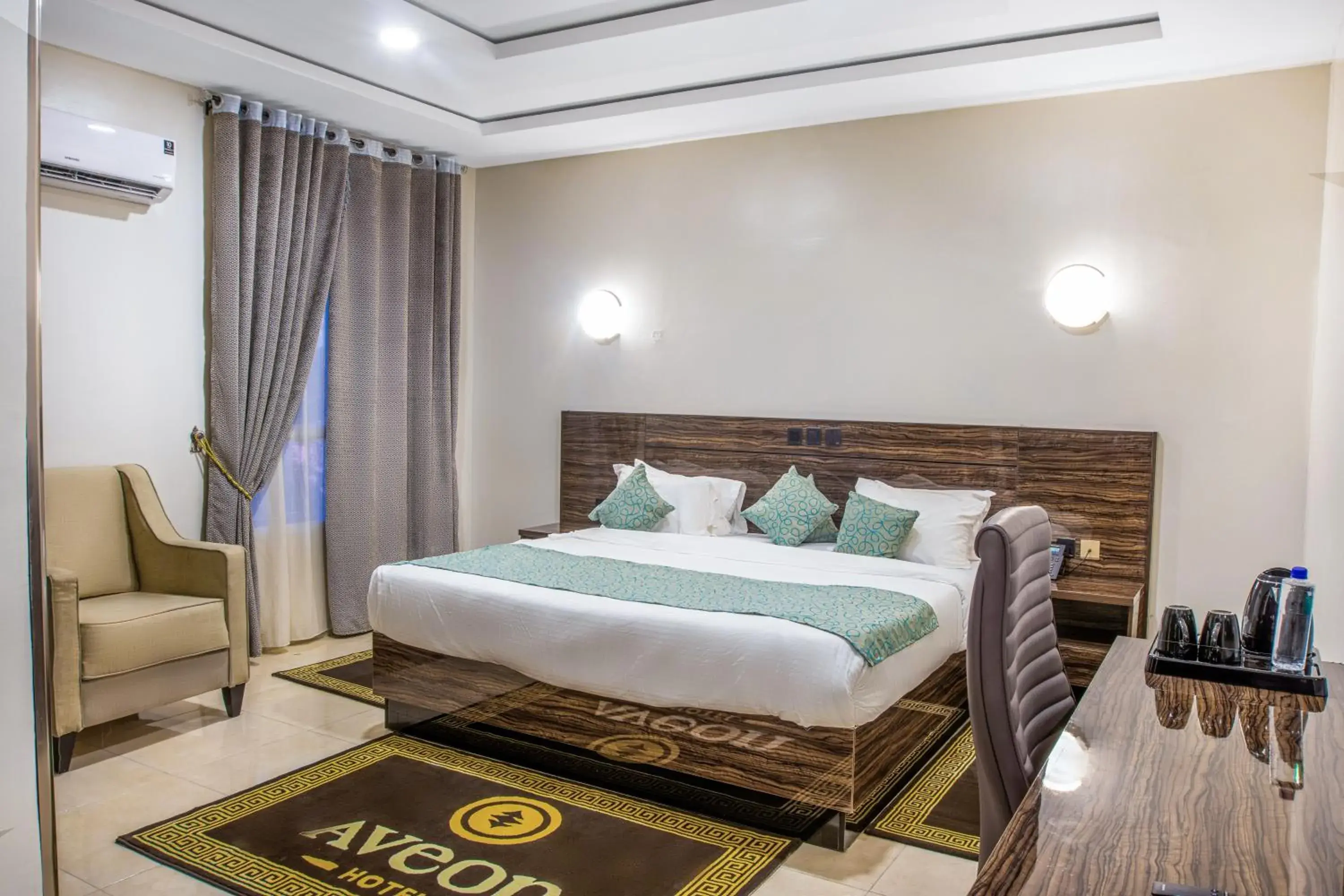 Bed in Aveon Hotel Bed in Aveon Hotel