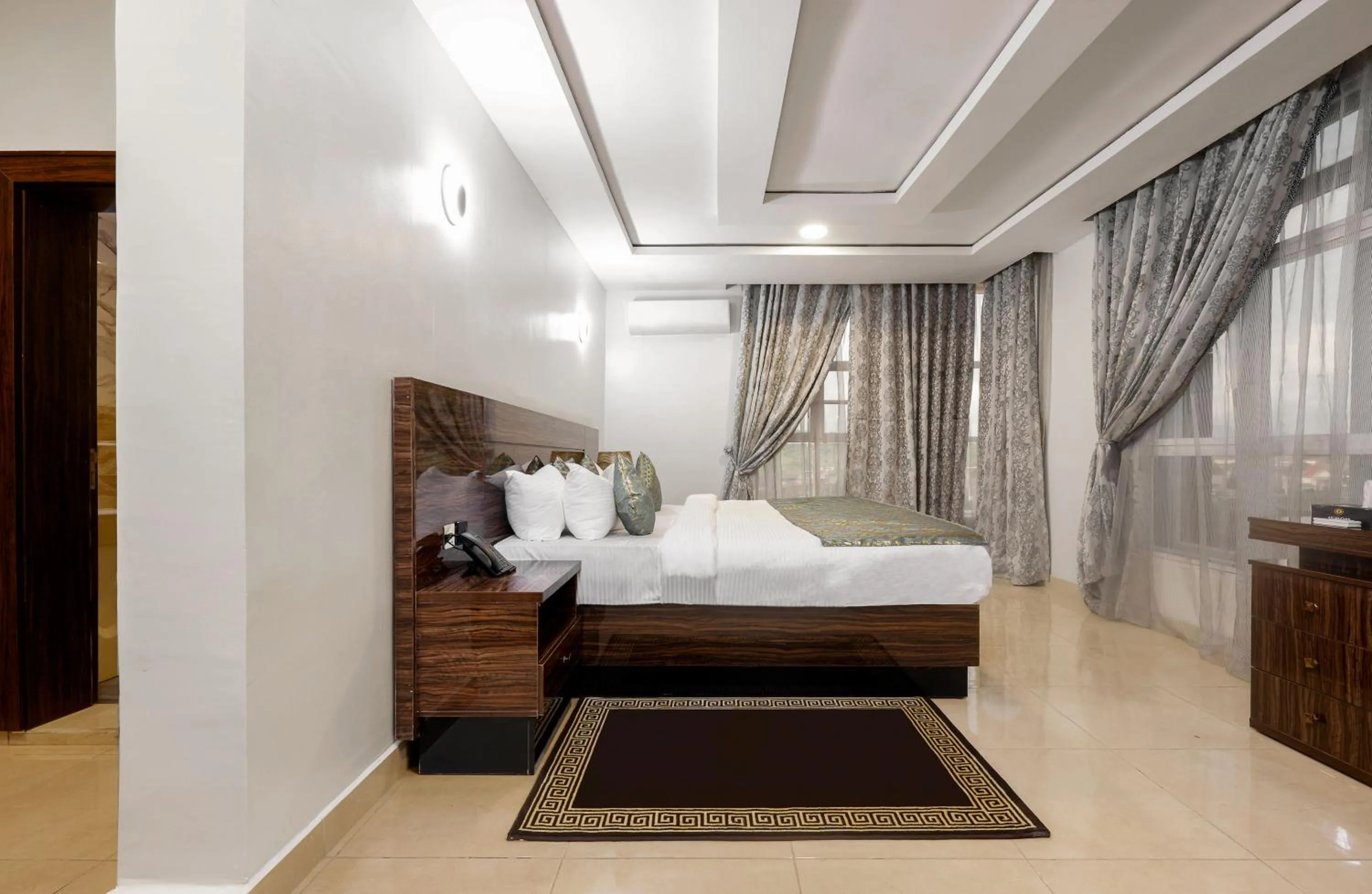 Bedroom in Aveon Hotel