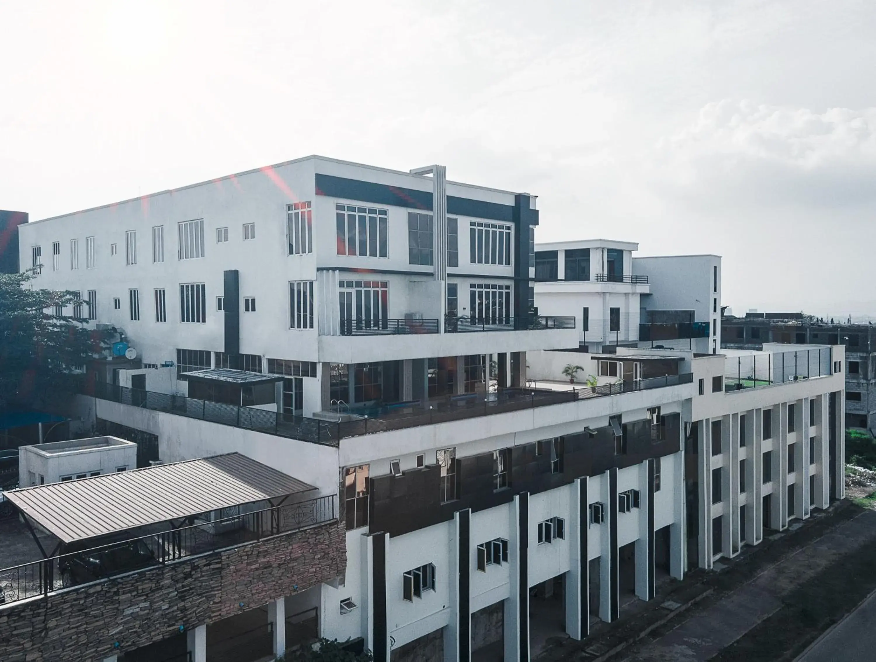 Property building in Aveon Hotel Property building in Aveon Hotel