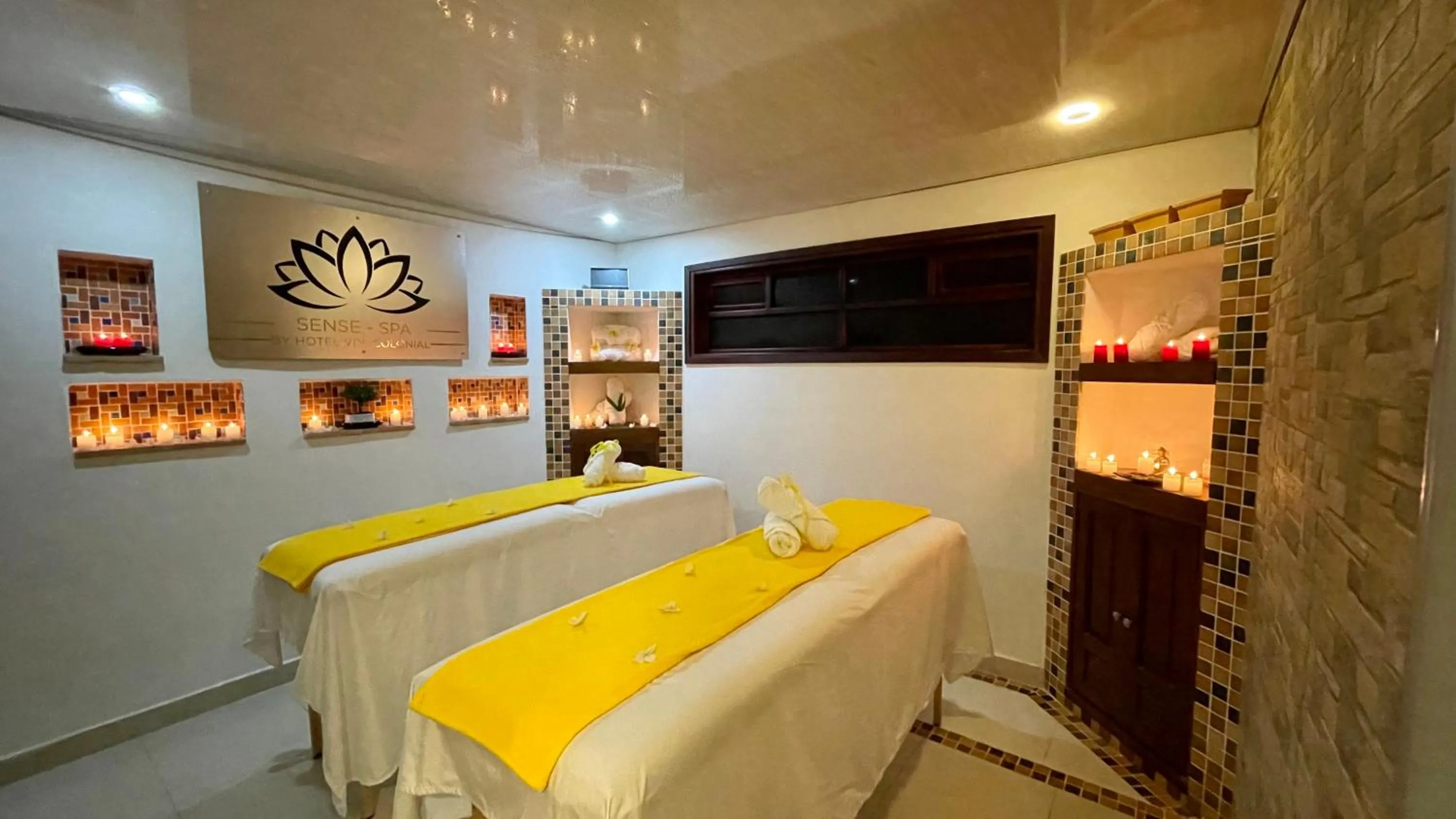 Massage, Bed in Hotel Boutique & Spa - VDL Colonial