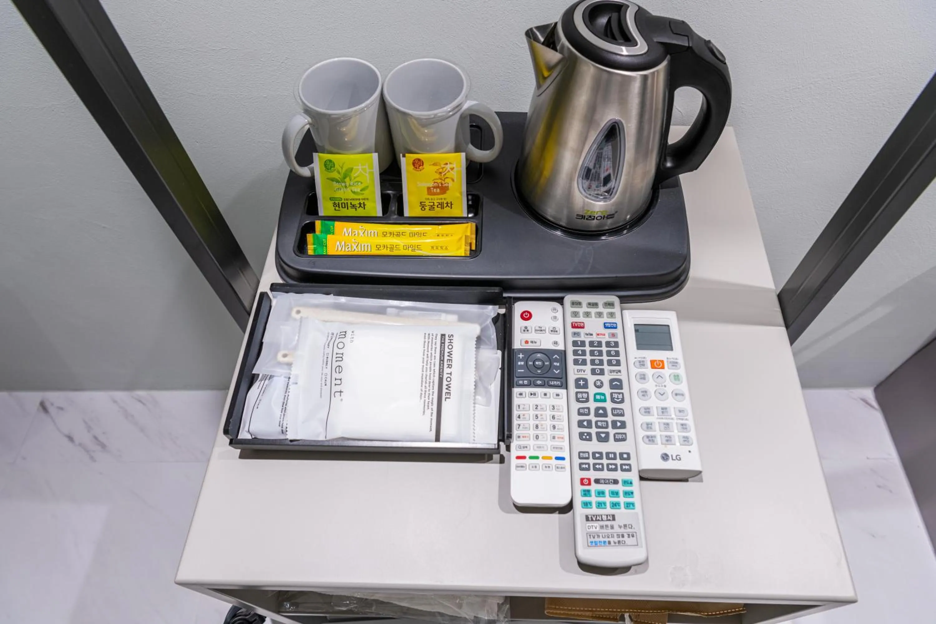 Coffee/tea facilities in HOTEL LENITH Seomyeon