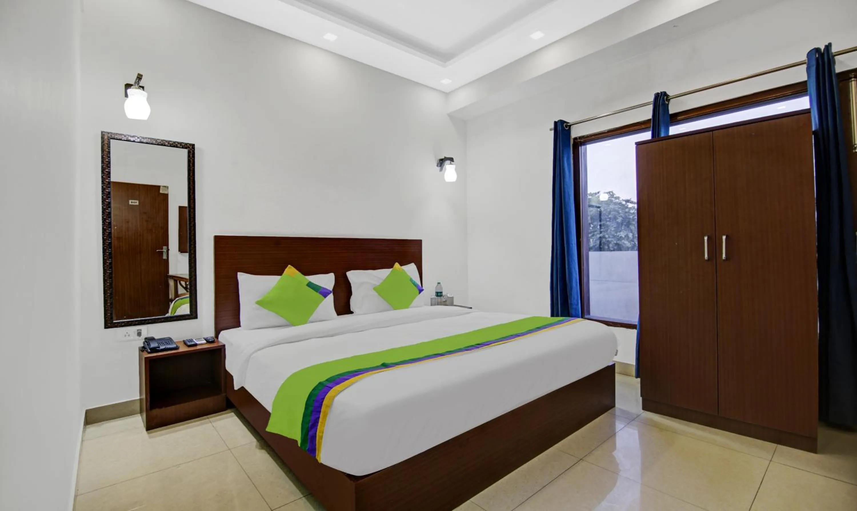 Economy Double Room - single occupancy in Noida Grand Churned