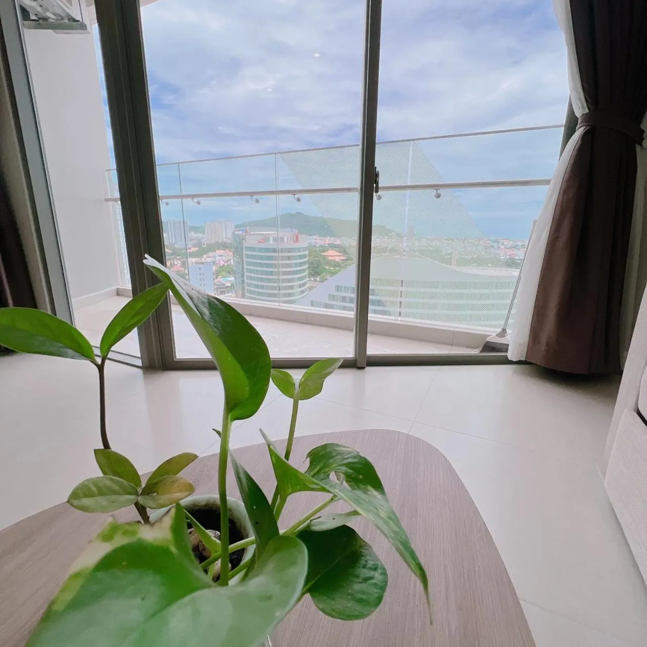 Quiet street view in THE SÓNG CONDOTEL APARTMENT VŨNG TÀU