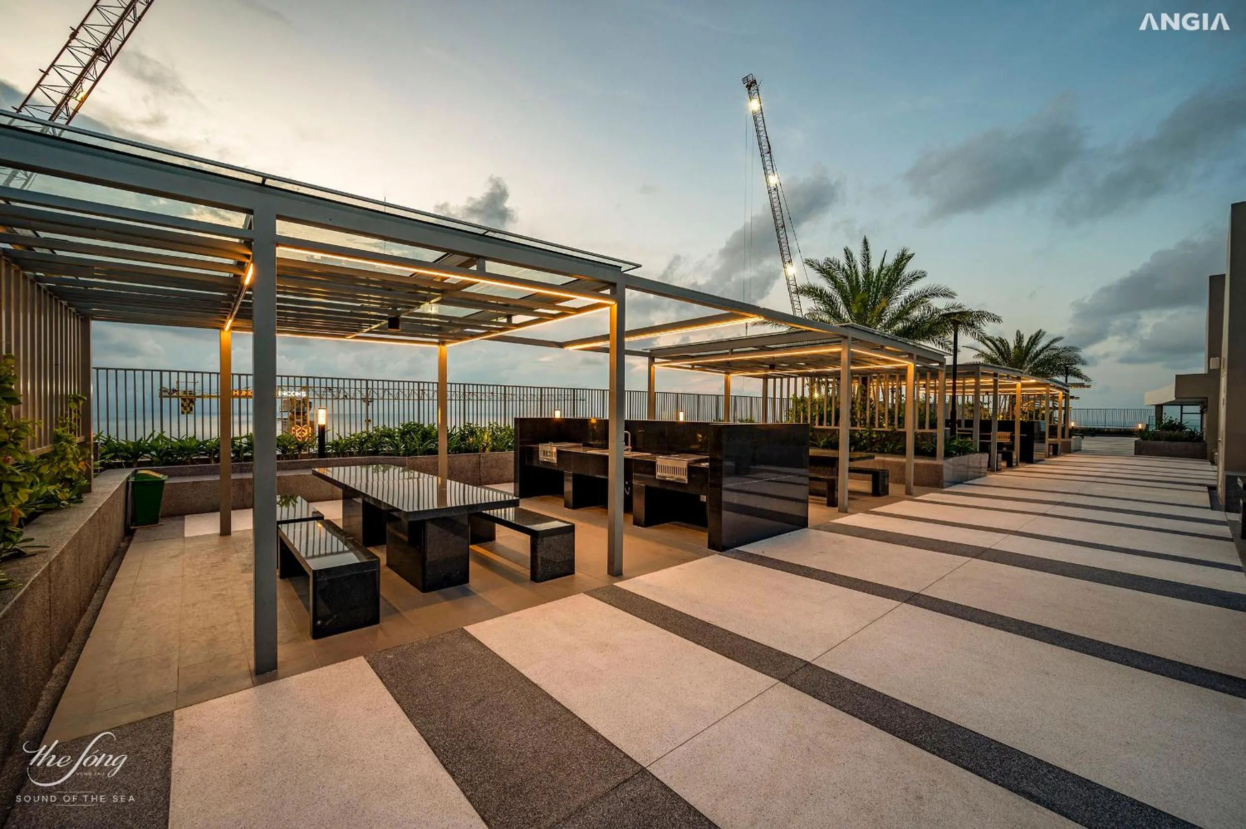 Patio in THE SÓNG CONDOTEL APARTMENT VŨNG TÀU