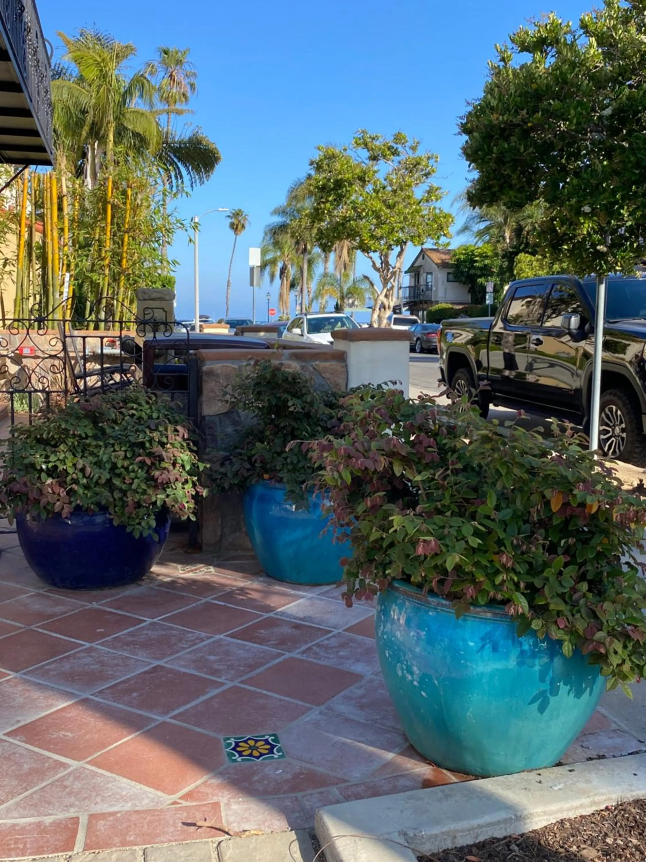 Parking in TIDE POOL VILLAS