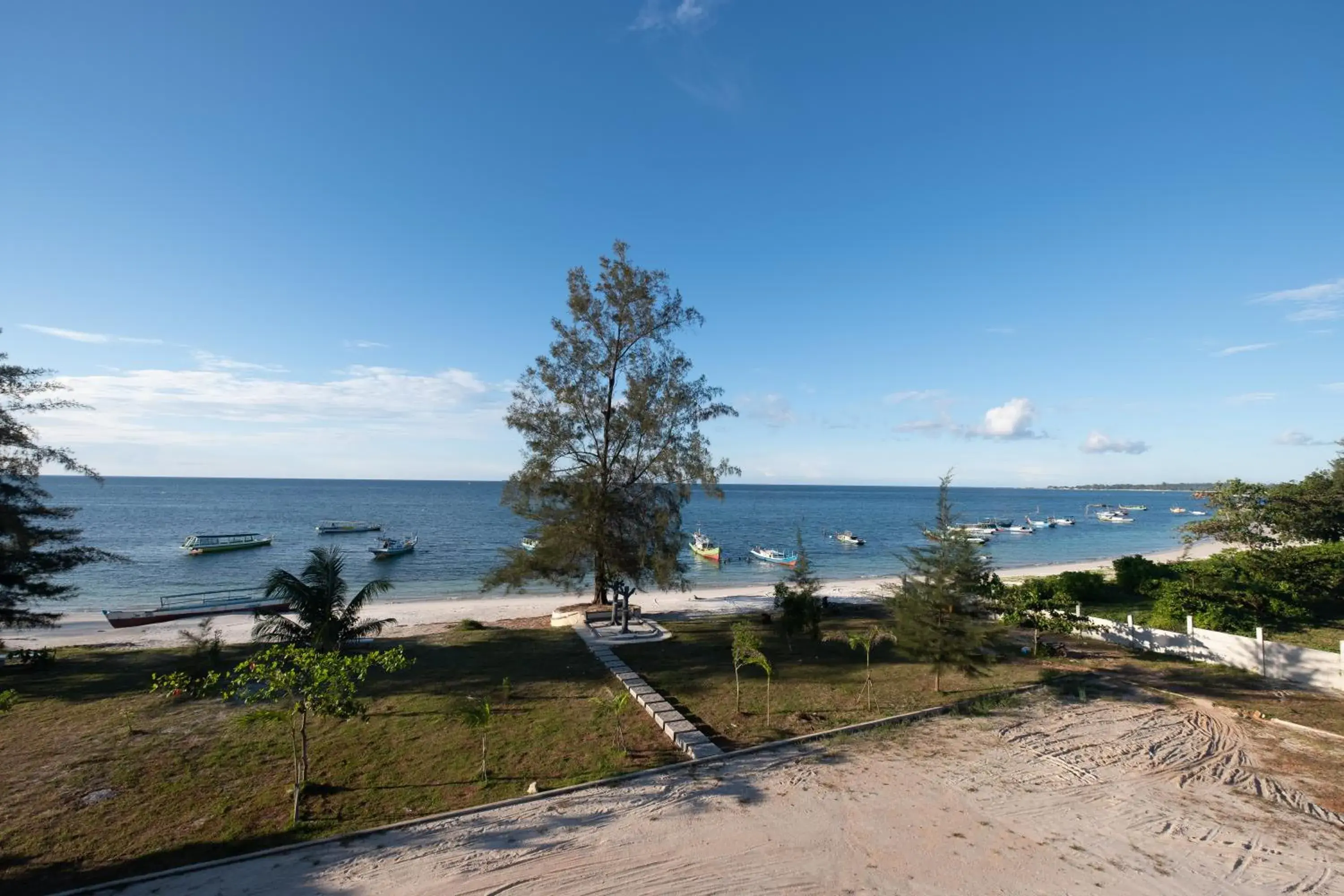 Property building in Kelayang Beach Hotel Property building in Kelayang Beach Hotel