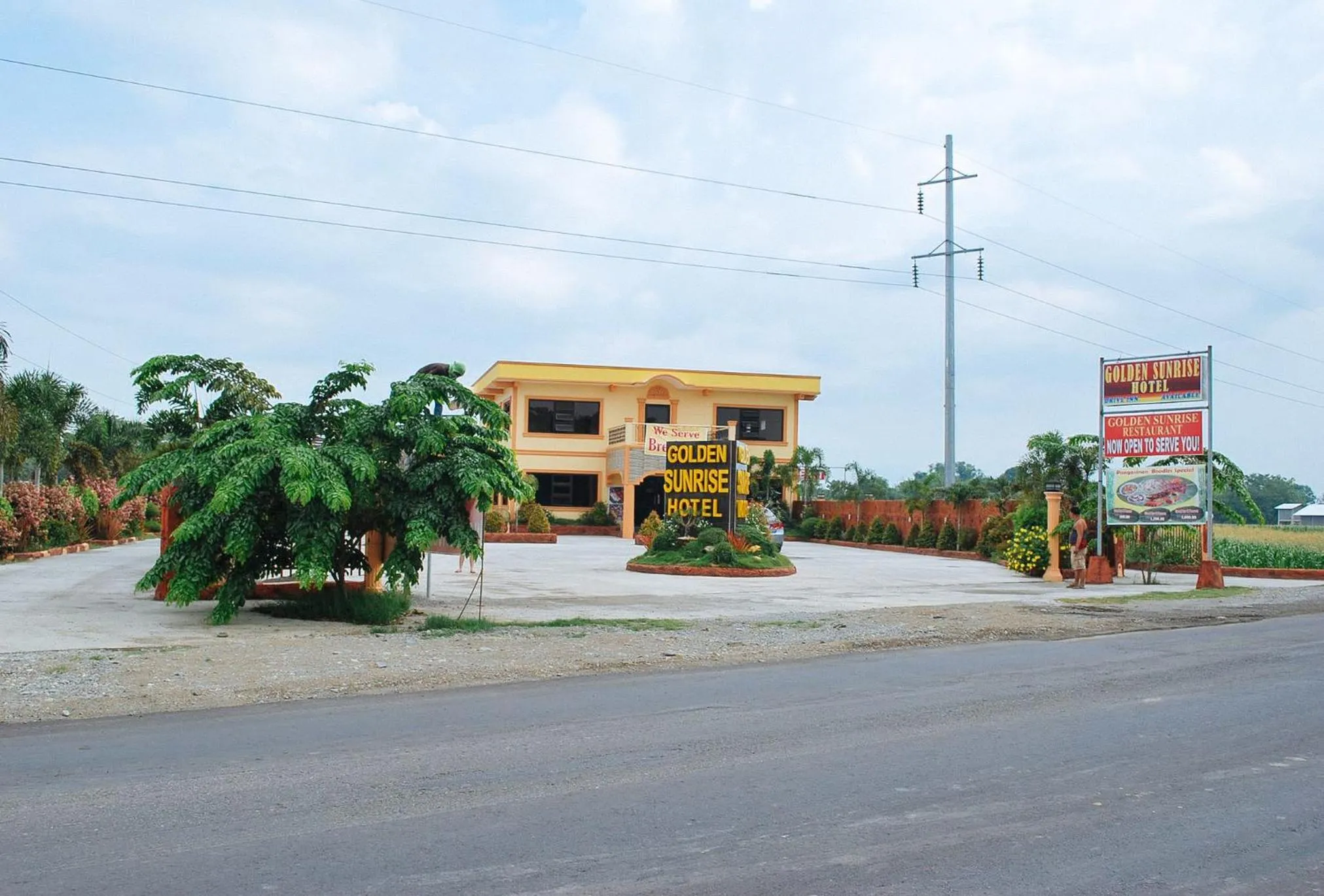 Property building in Golden Sunrise Hotel I by RedDoorz