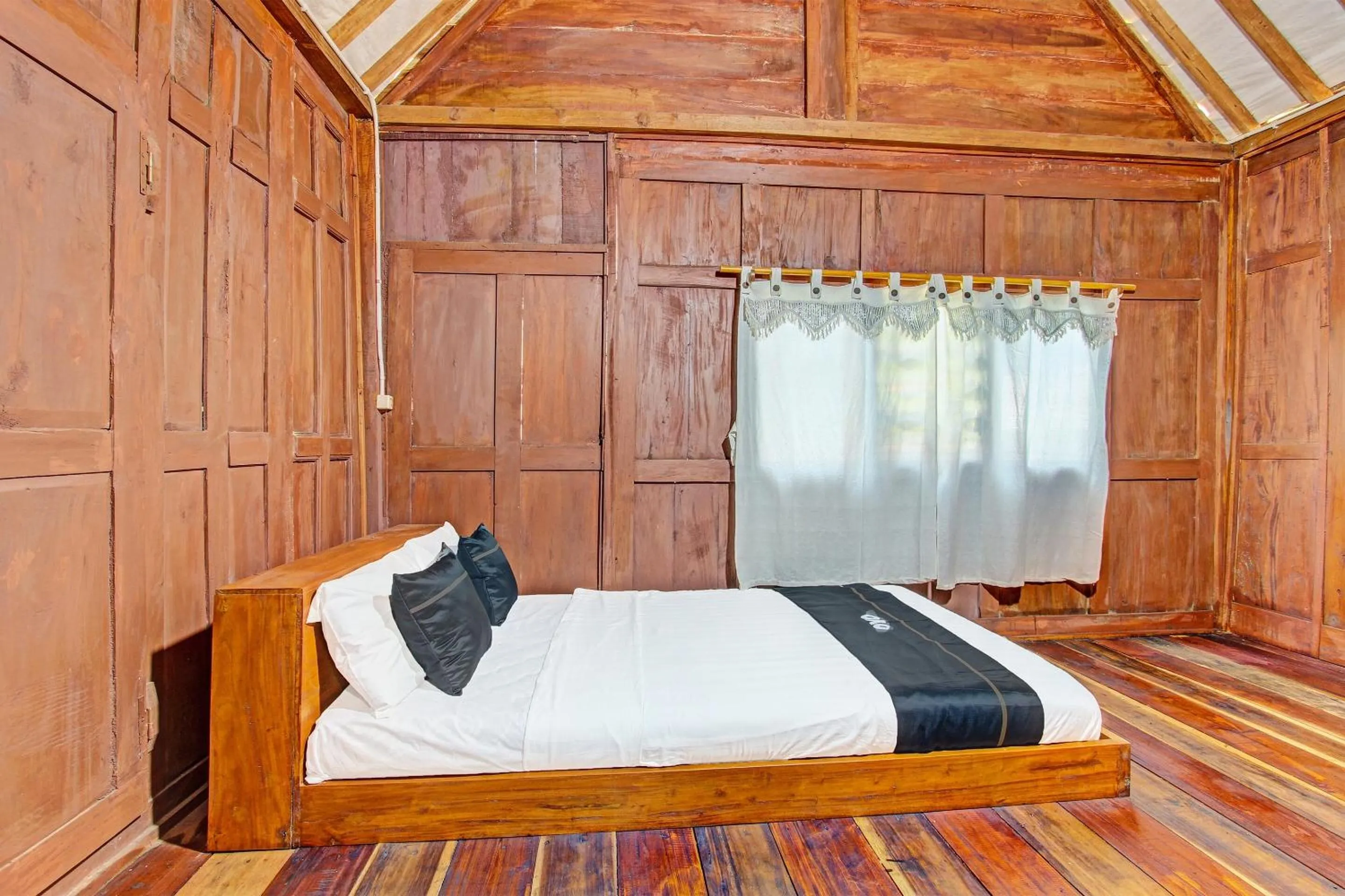 Bedroom in Collection O 91582 Green Kasongan Cottage