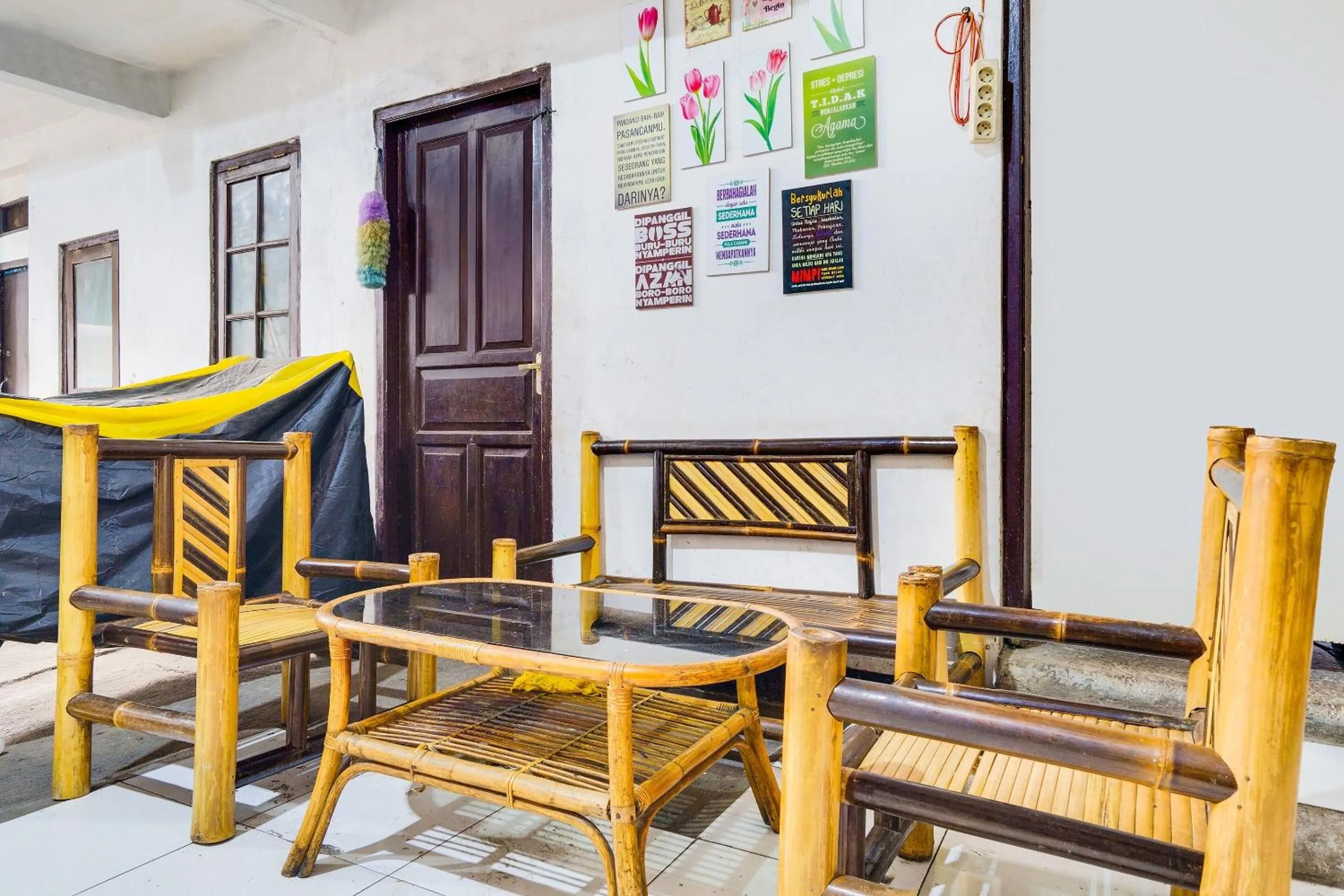 Lobby or reception in SPOT ON 91609 Pondok Mill's Syariah