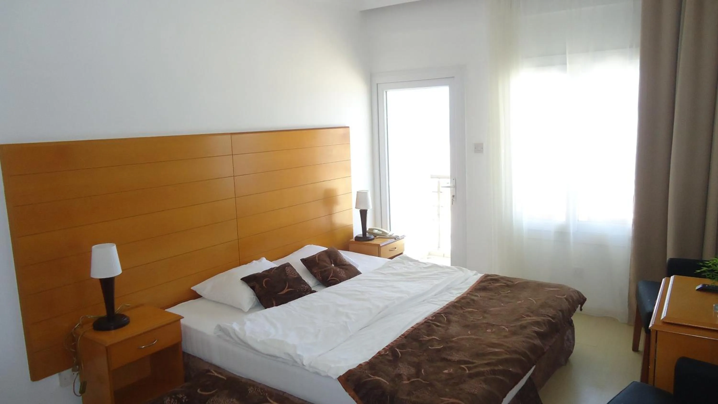 Bedroom, Bed in Ada Beach Hotel