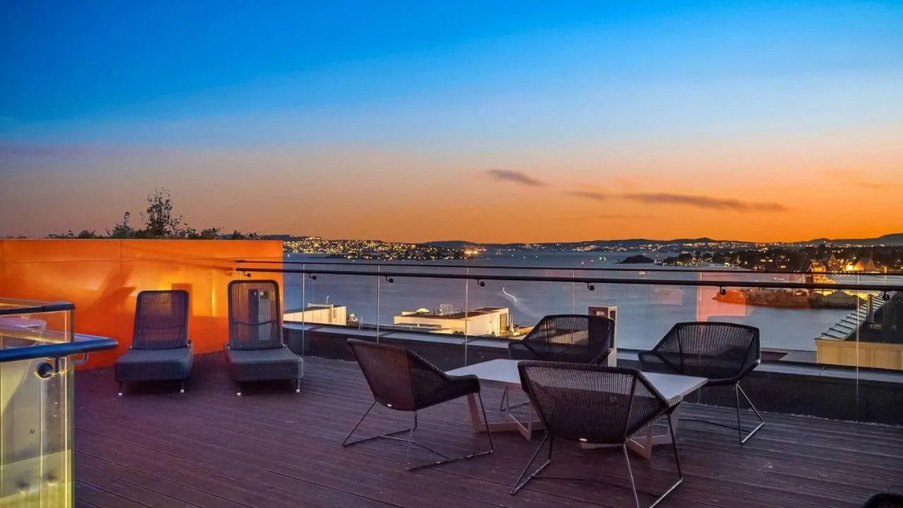 Patio in Bright & exclusive 1BR in Prime Location, located on water in Oslo center with see view to Oslo fjord