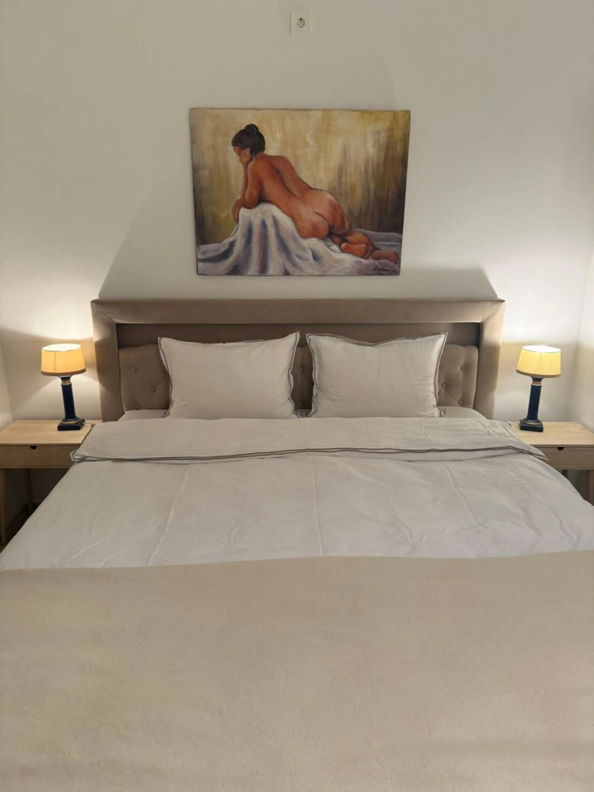Bed in Bright & exclusive 1BR in Prime Location, located on water in Oslo center with see view to Oslo fjord