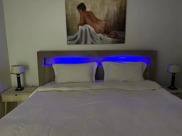 Bed in Bright & exclusive 1BR in Prime Location, located on water in Oslo center with see view to Oslo fjord