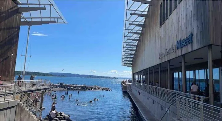 Sea view in Bright & exclusive 1BR in Prime Location, located on water in Oslo center with see view to Oslo fjord