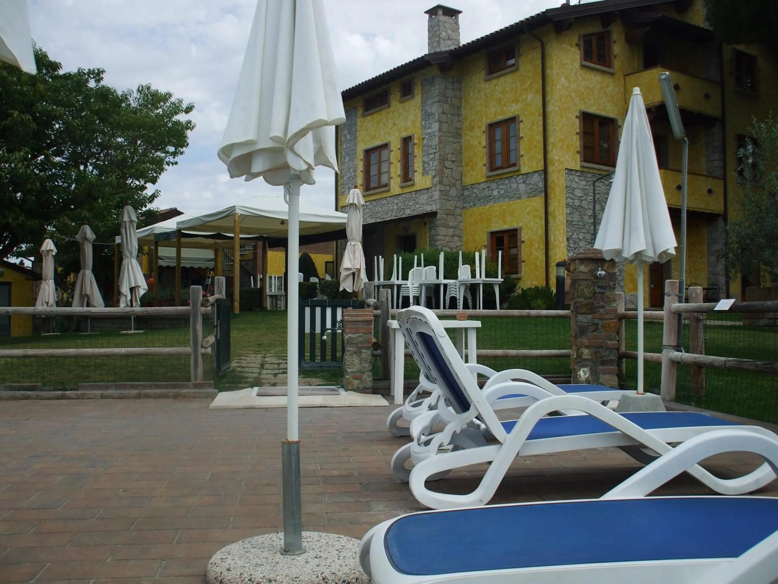 Property building in Tenuta La Lupa