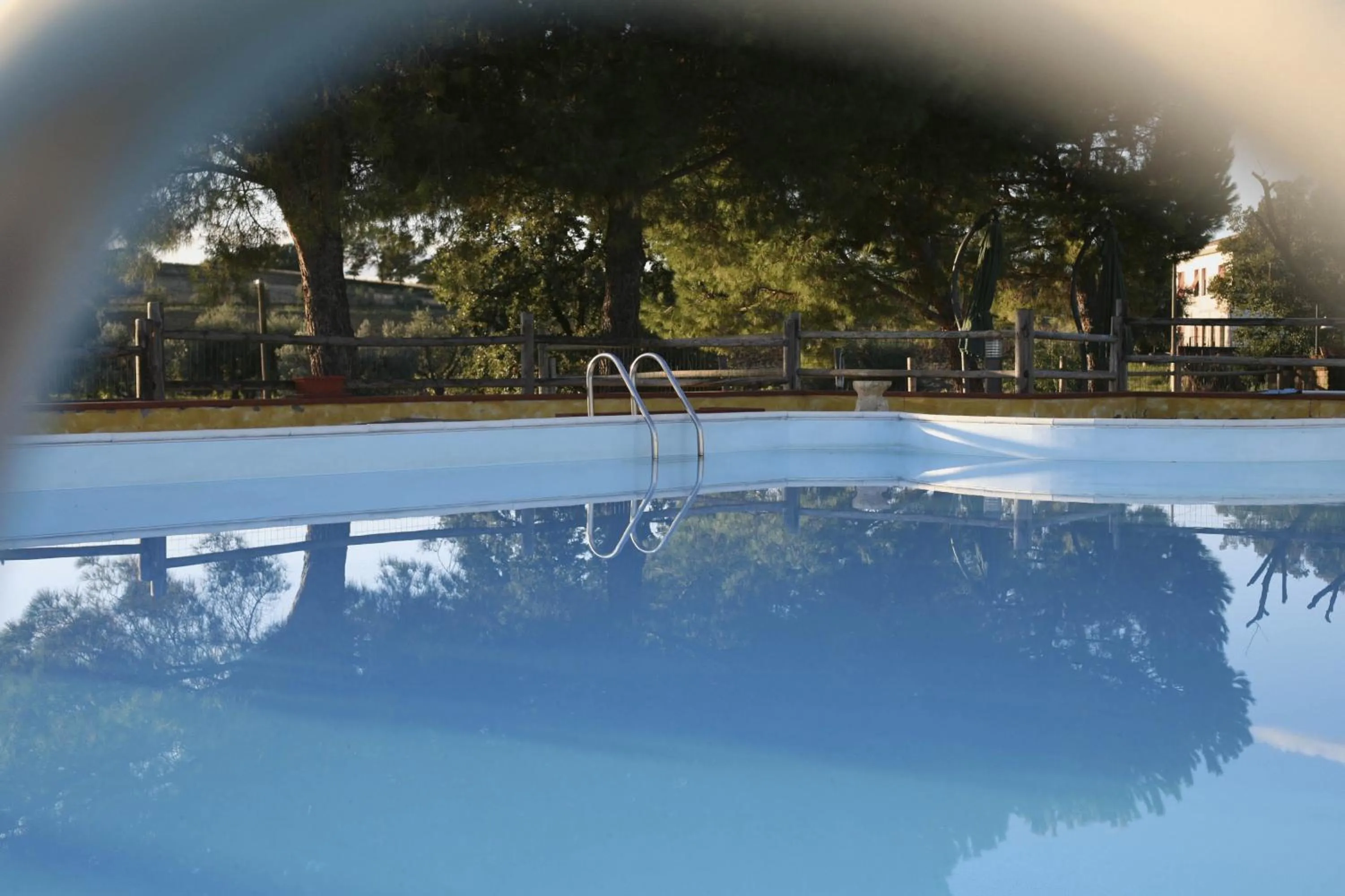 Decorative detail in Tenuta La Lupa