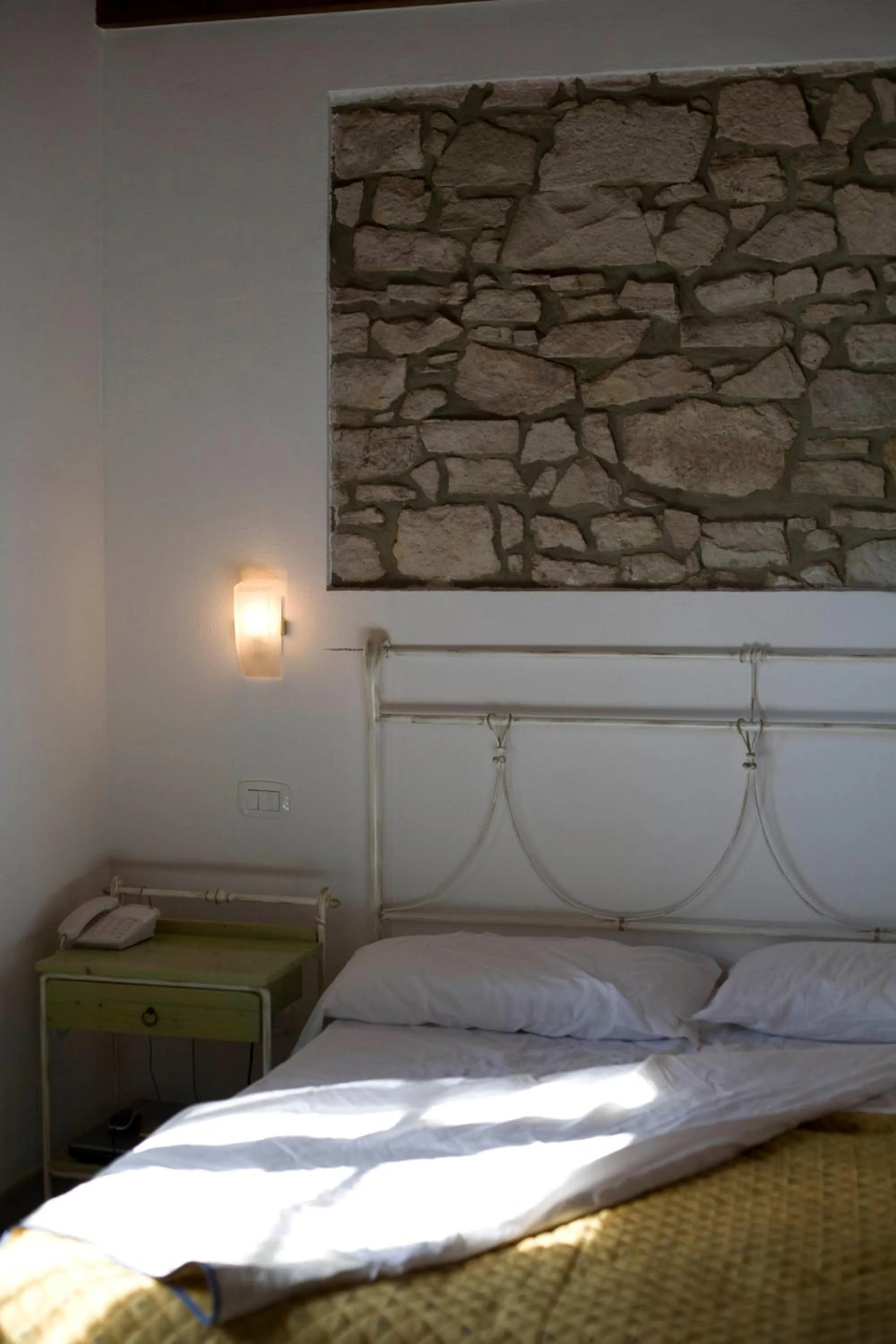 Decorative detail, Bed in Tenuta La Lupa