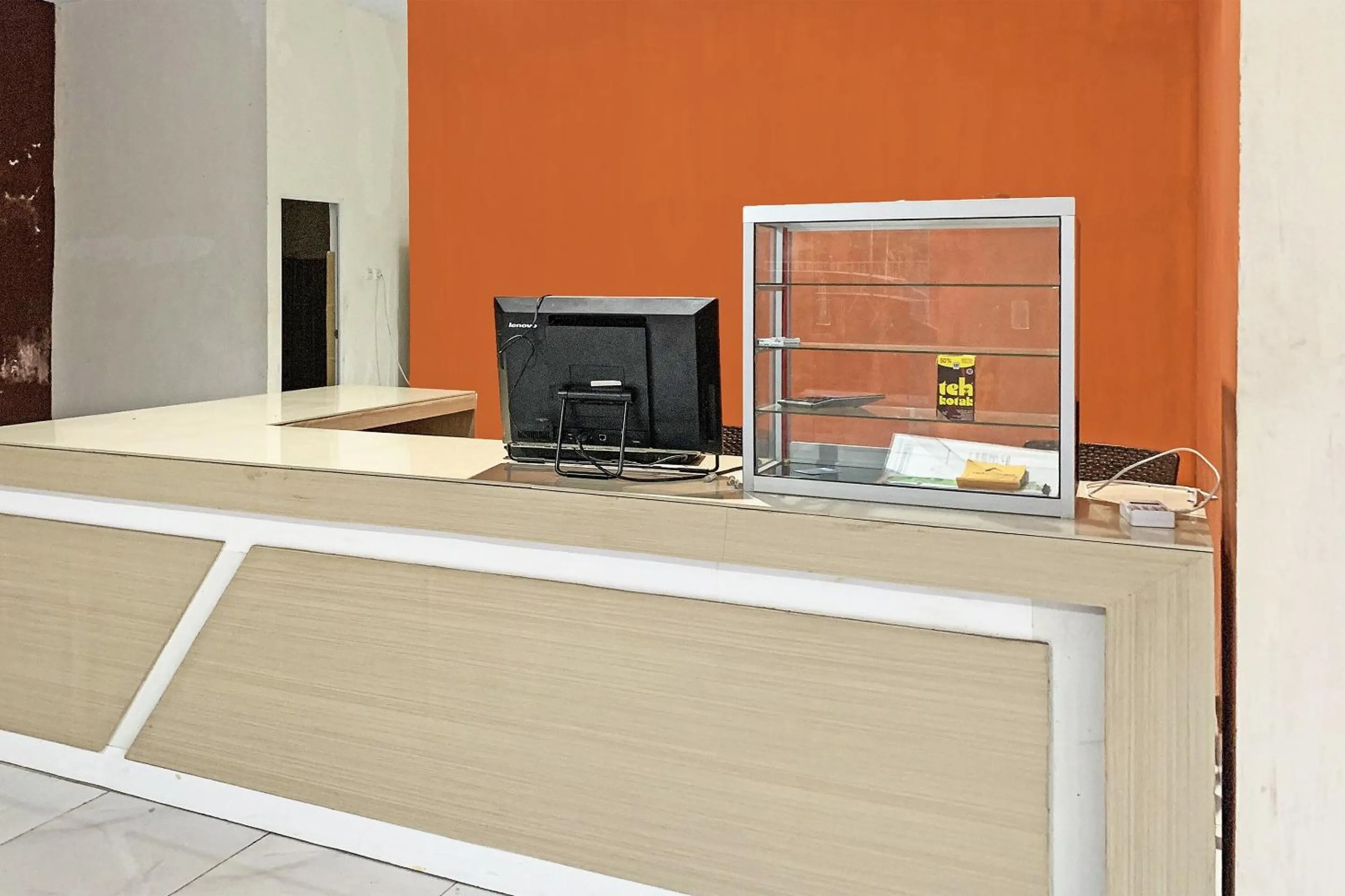 Lobby or reception in Hotel O Penginapan Radja Jeneponto