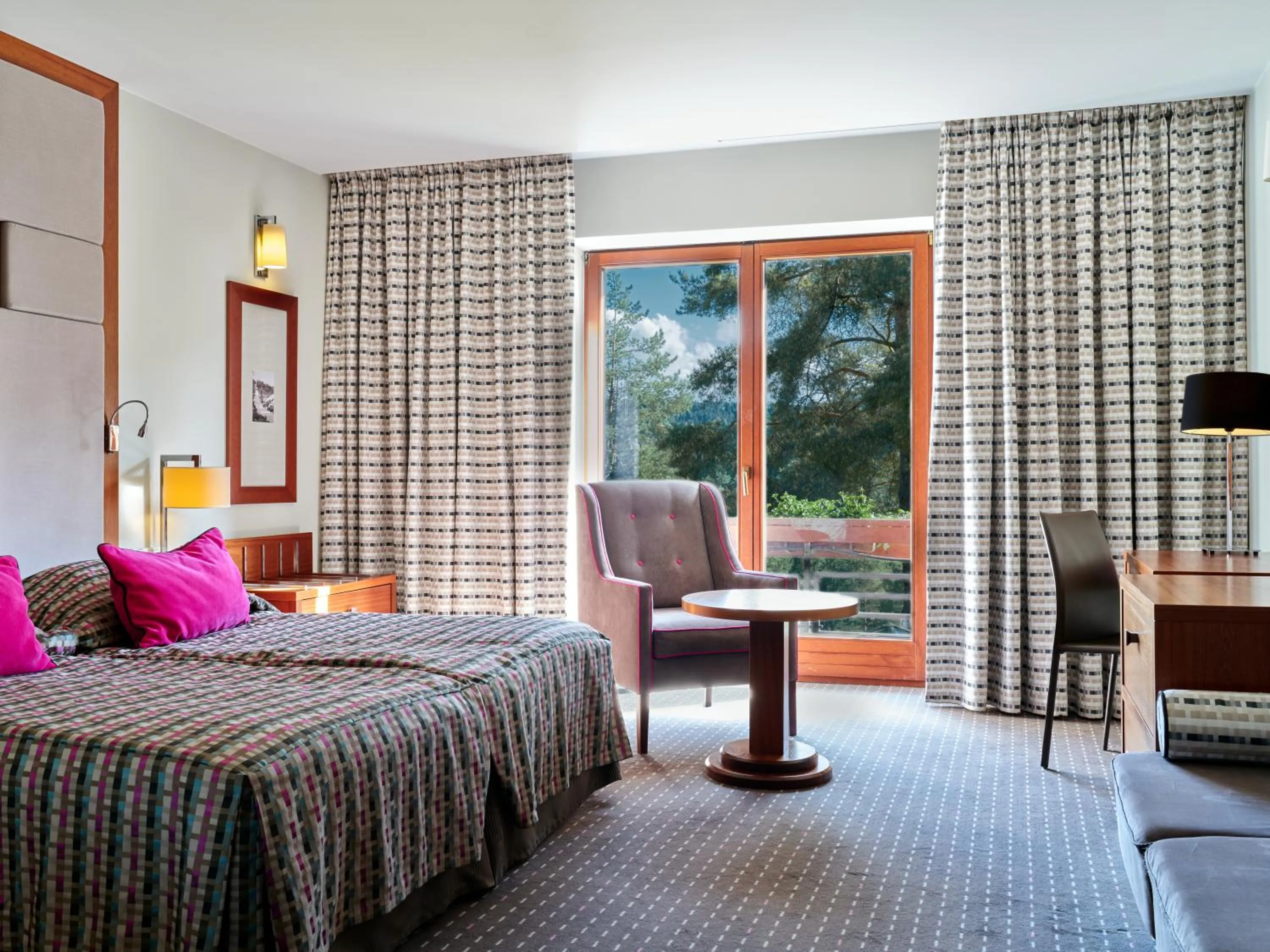 TV and multimedia, Bed in Hotel SPA Dr Irena Eris Krynica Zdrój