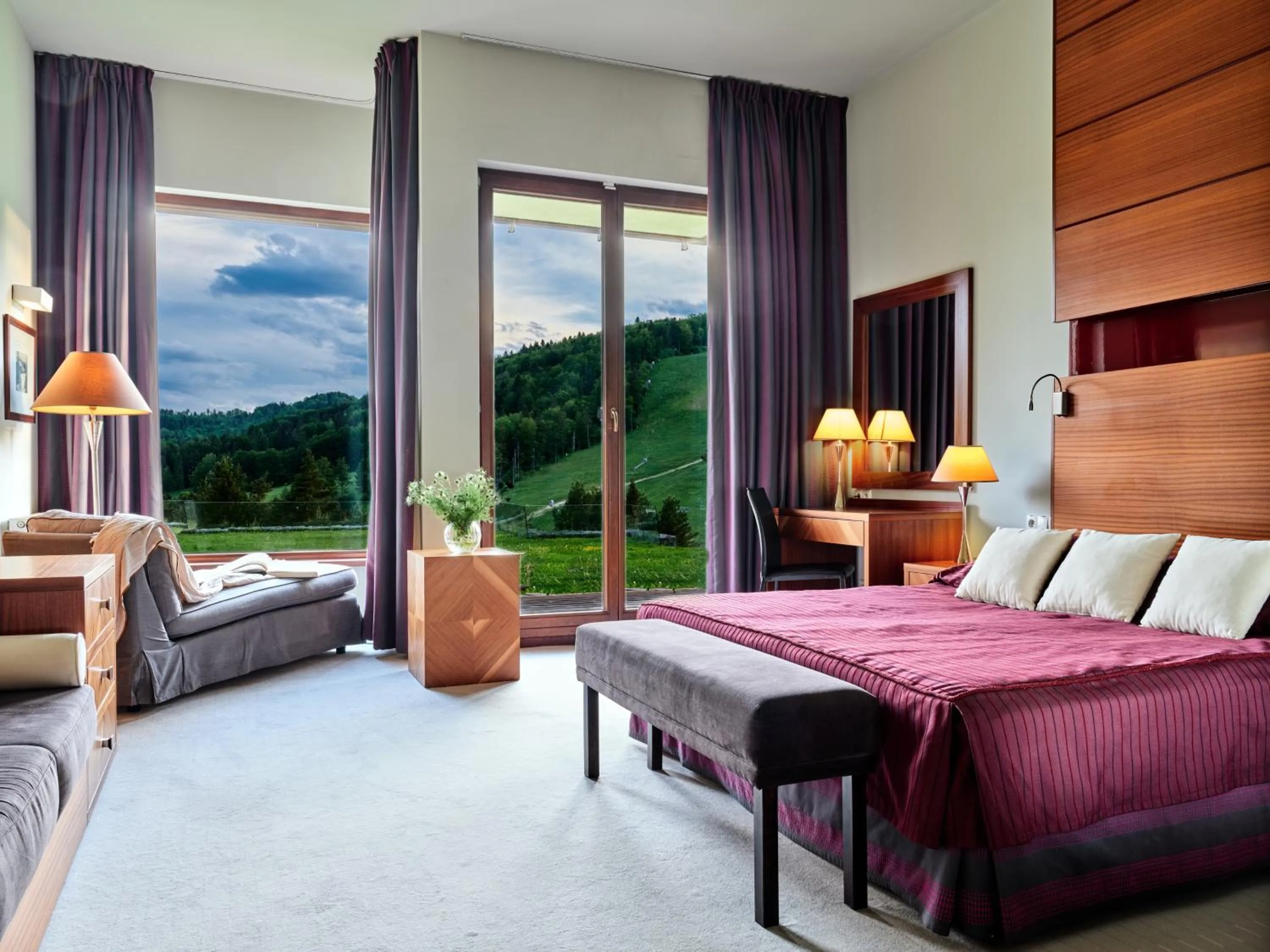 Bed in Hotel SPA Dr Irena Eris Krynica Zdrój