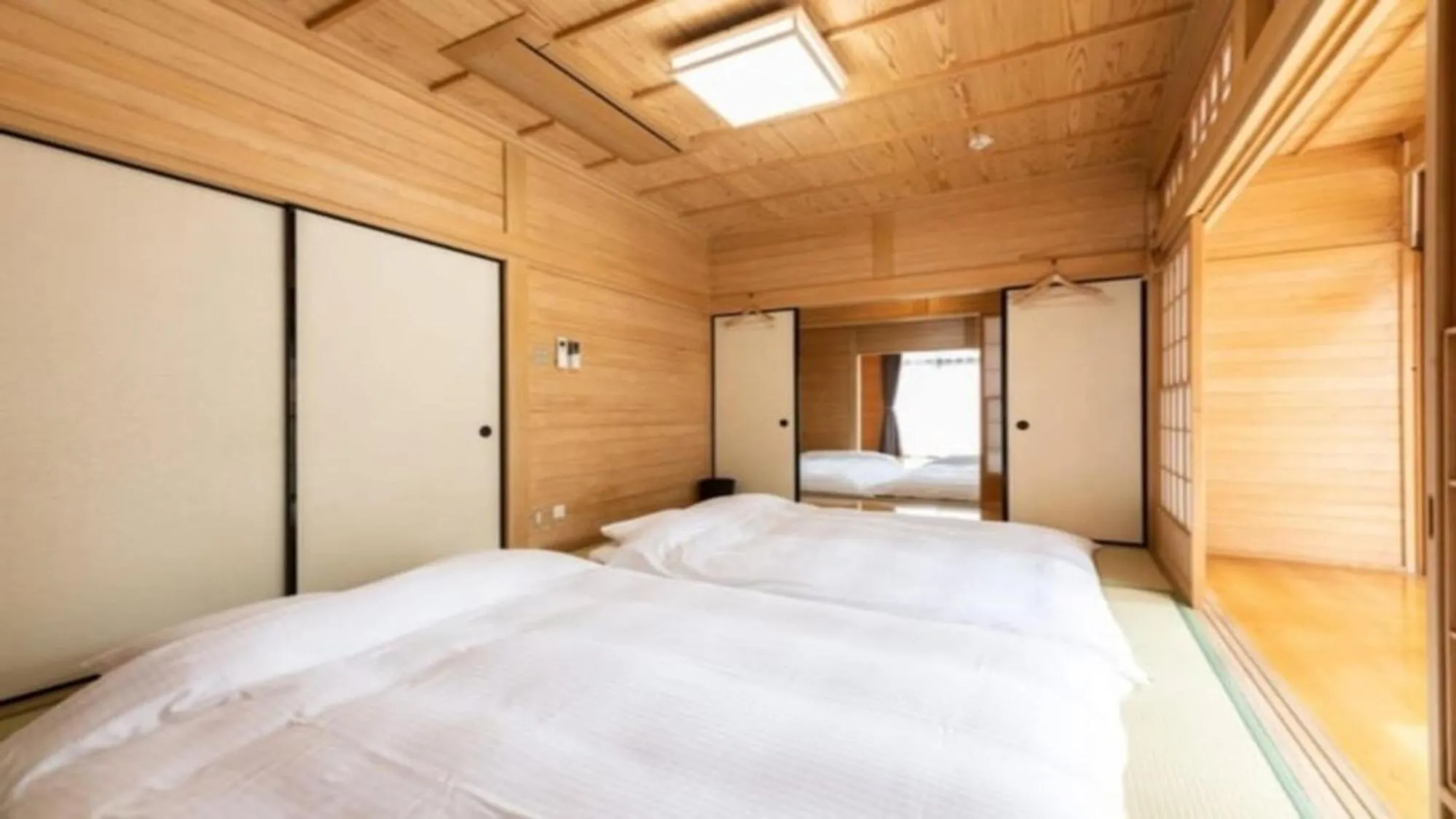 Photo of the whole room, Bed in YUFUIN O-YADO YUKI ONSEN