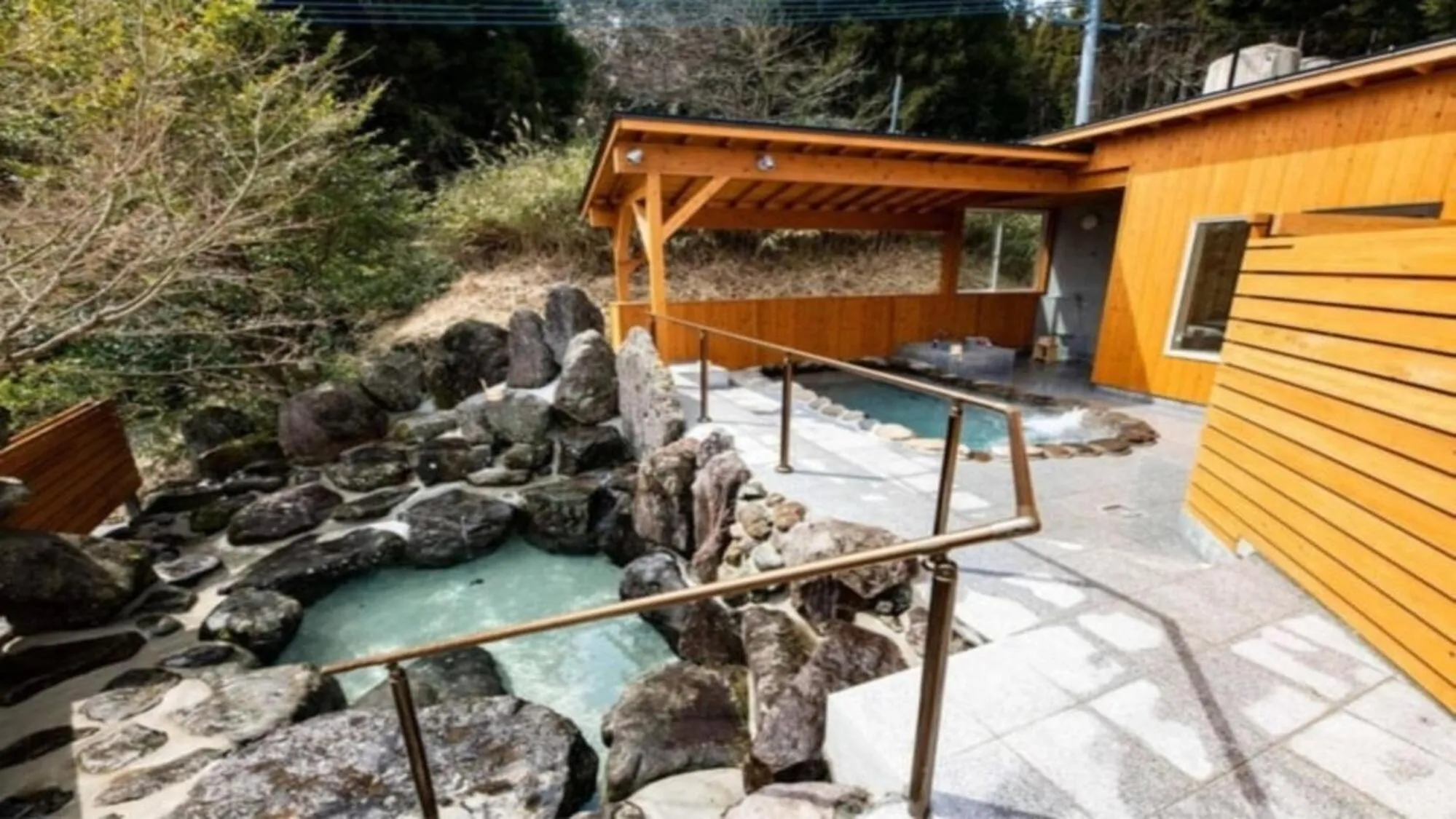Hot Spring Bath in YUFUIN O-YADO YUKI ONSEN