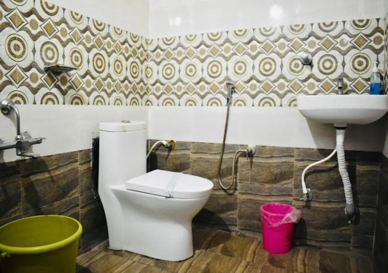 Toilet in Hotel Unique Stays