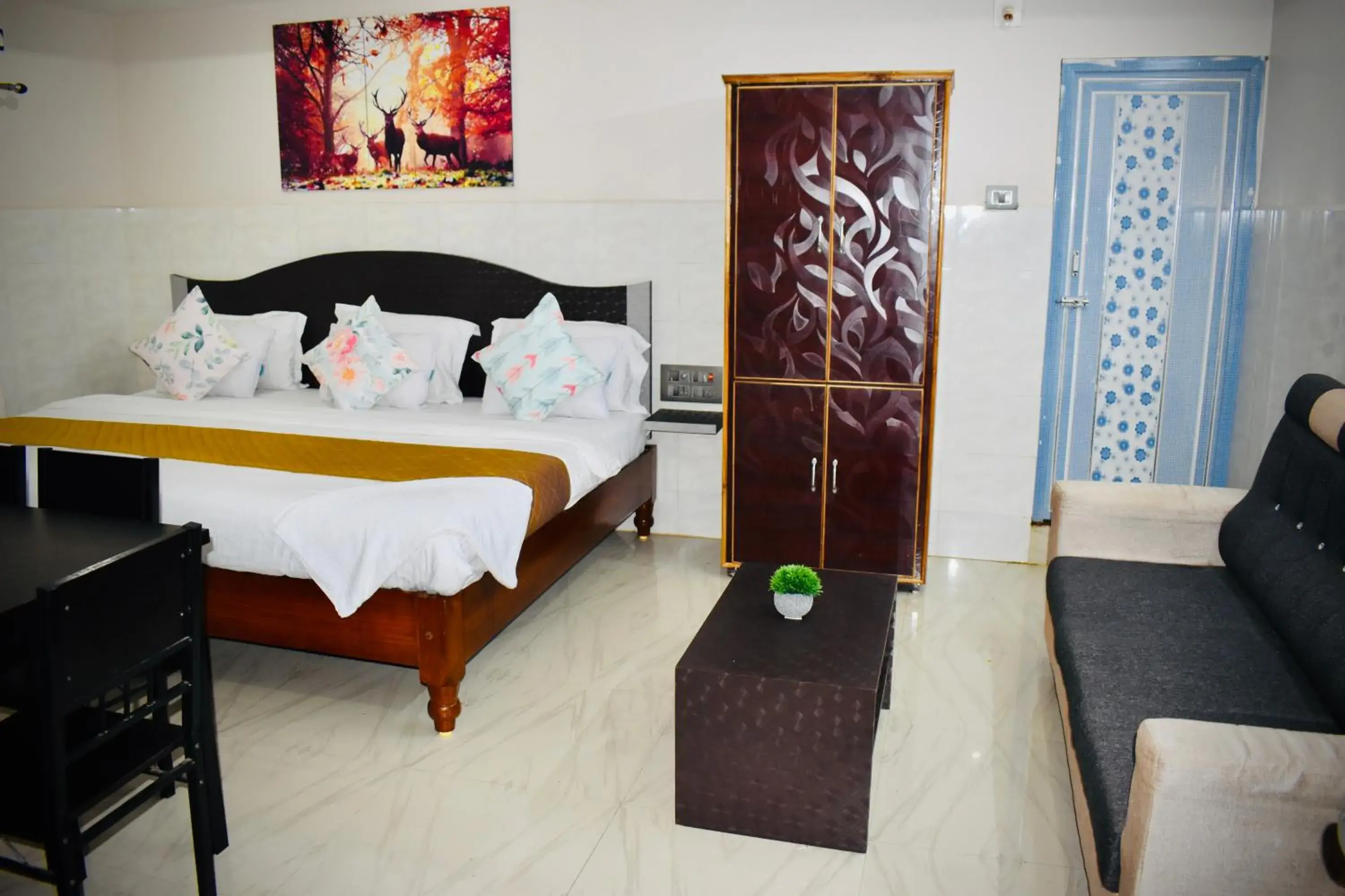 Hotel Unique Stays Hotel Unique Stays