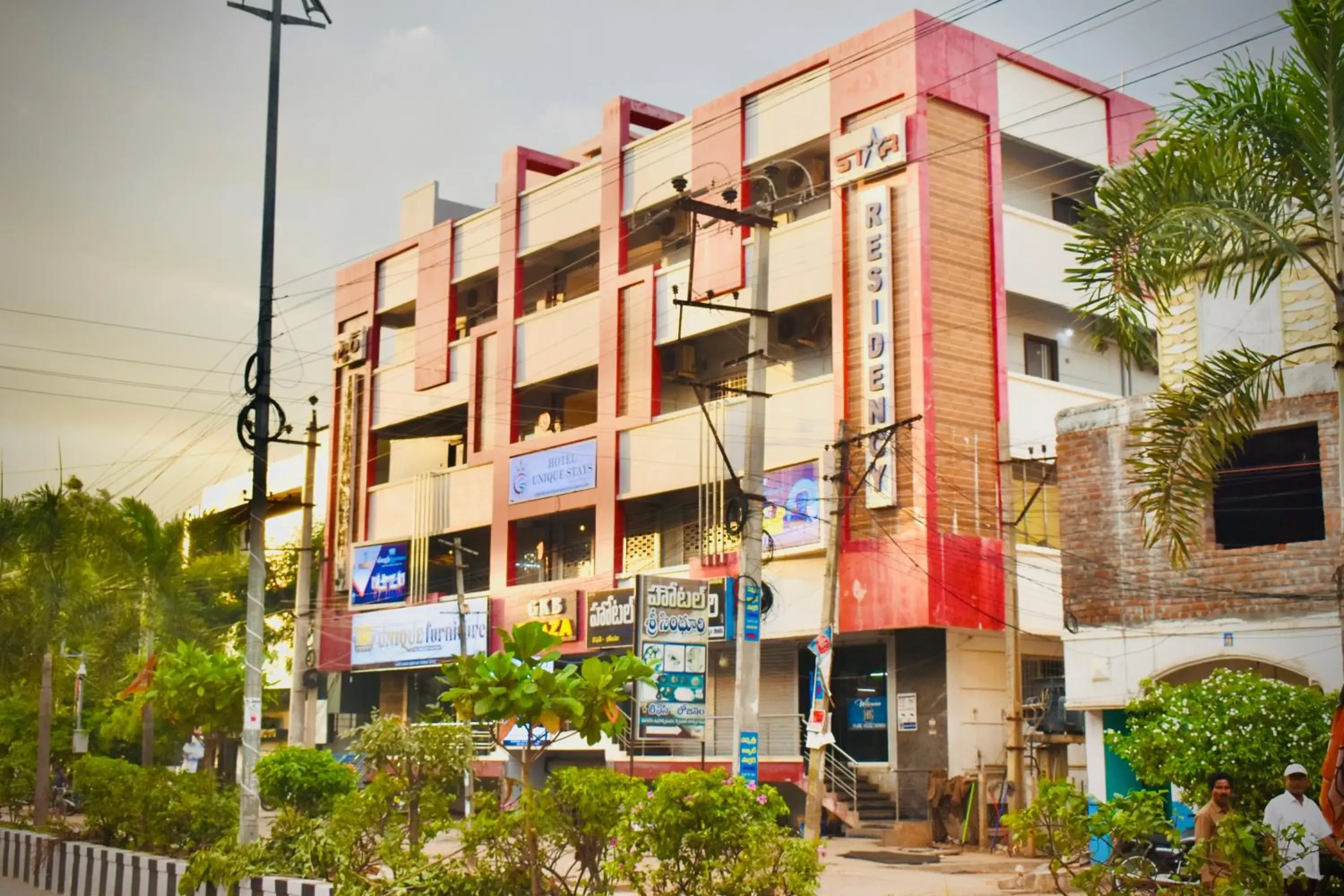 Property building in Hotel Unique Stays Property building in Hotel Unique Stays