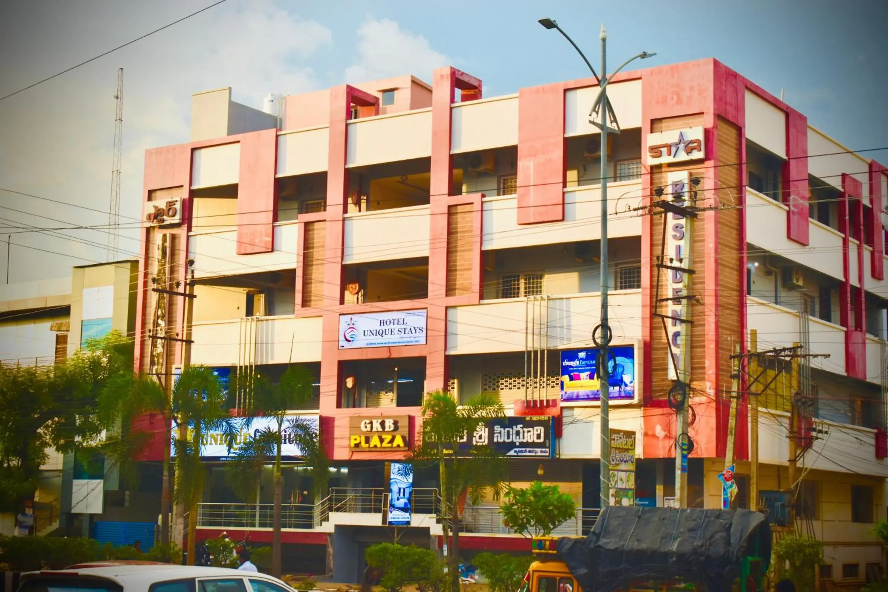 Property building in Hotel Unique Stays Property building in Hotel Unique Stays