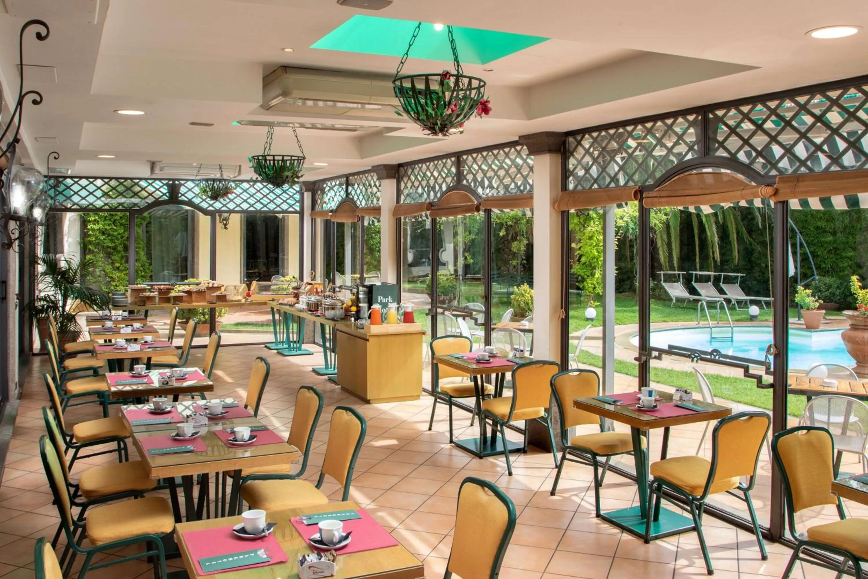 Restaurant/places to eat in Best Western Park Hotel Roma Nord