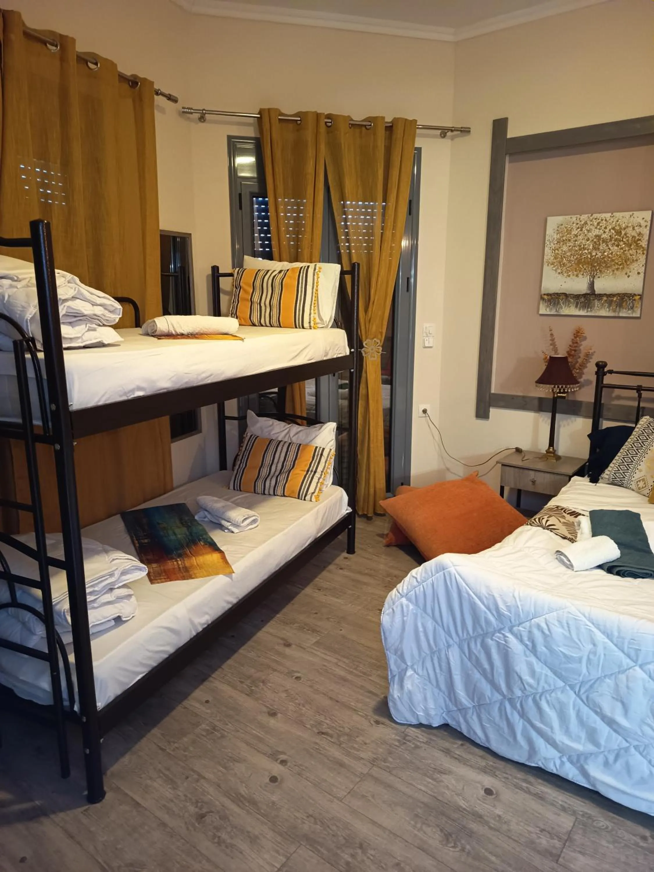 Bedroom, Bed in MATEO