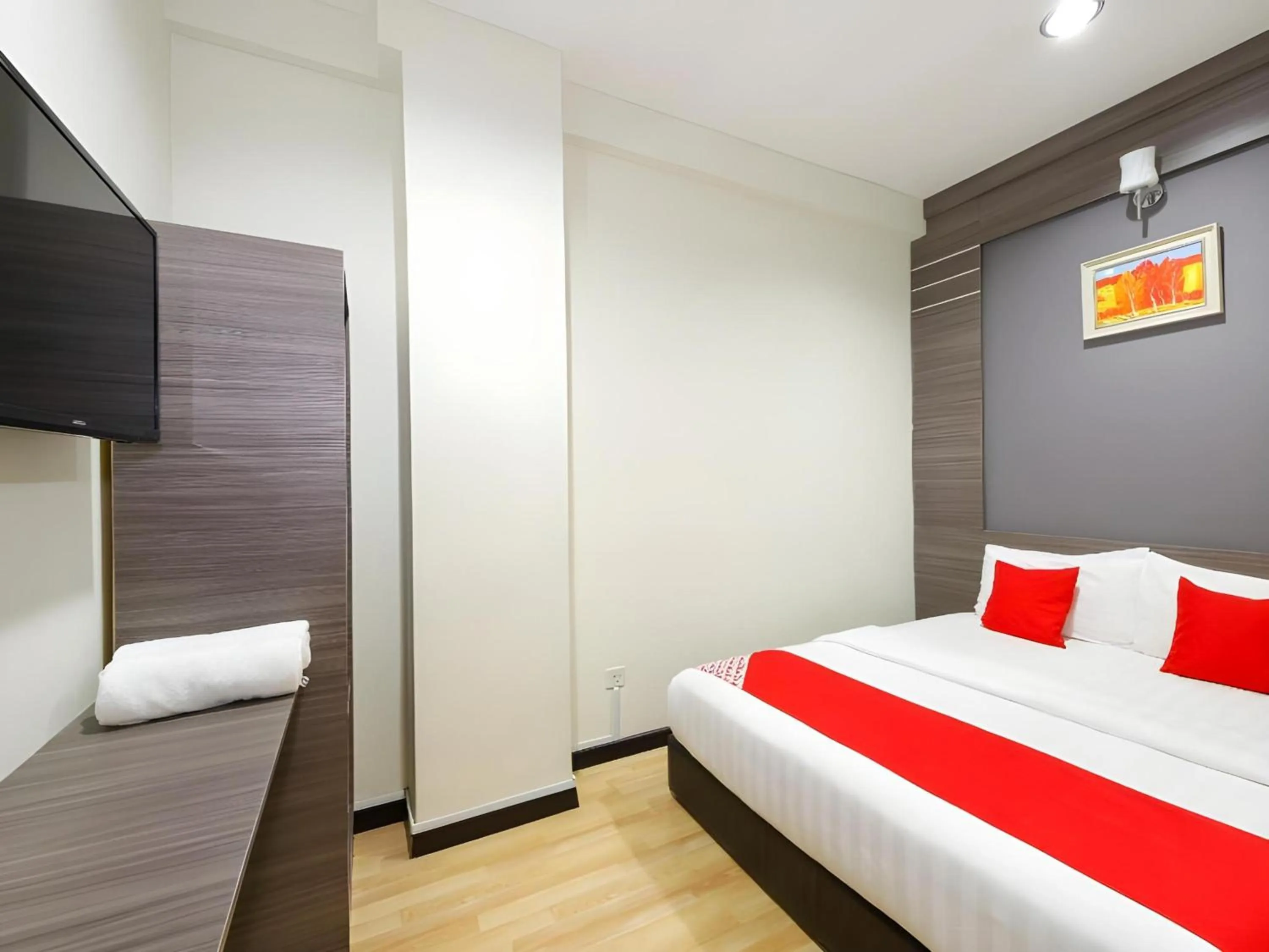Photo of the whole room, Bed in Super OYO Capital O 812 Hotel SMC Seksyen 13