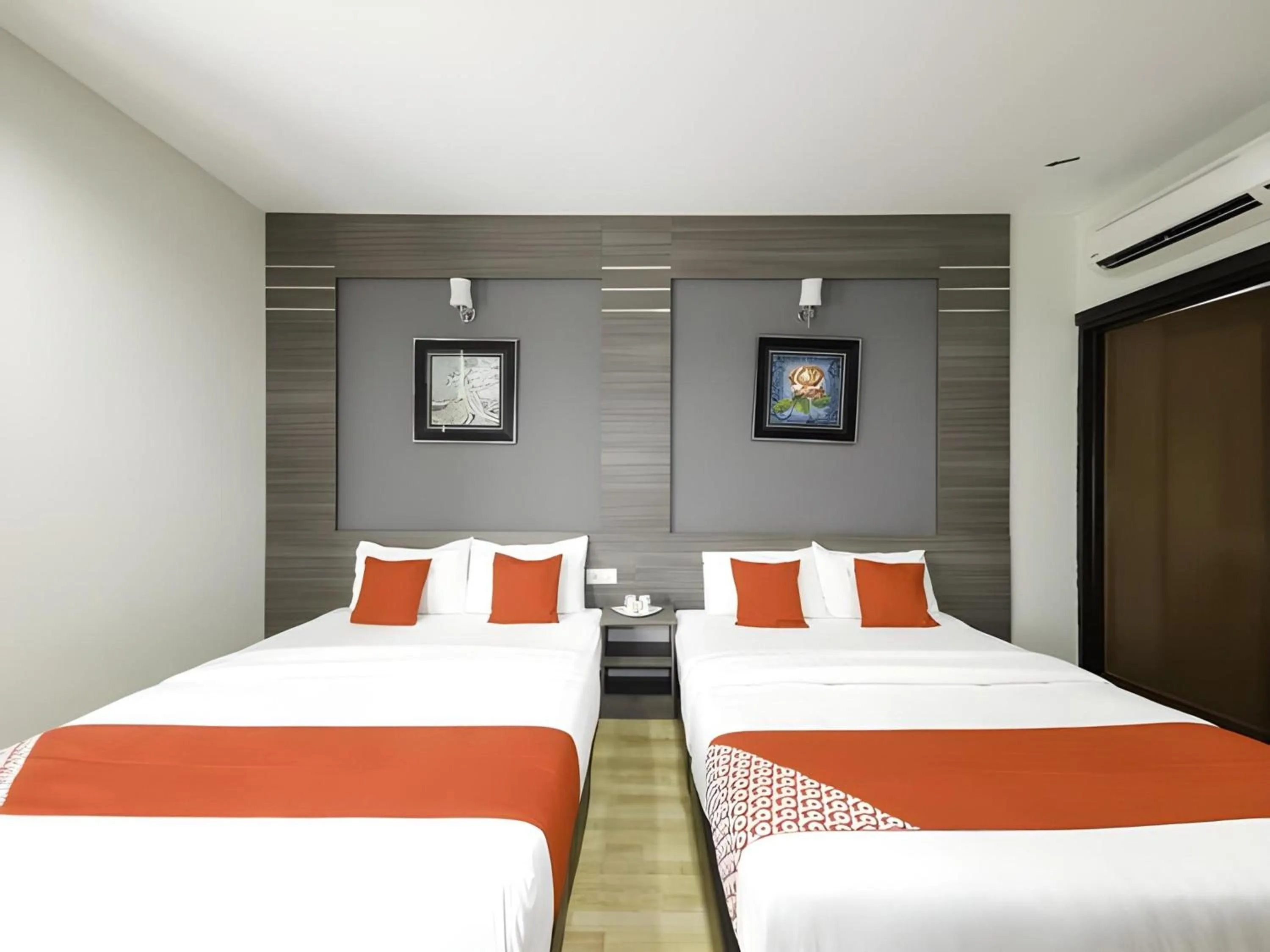Photo of the whole room, Bed in Super OYO Capital O 812 Hotel SMC Seksyen 13
