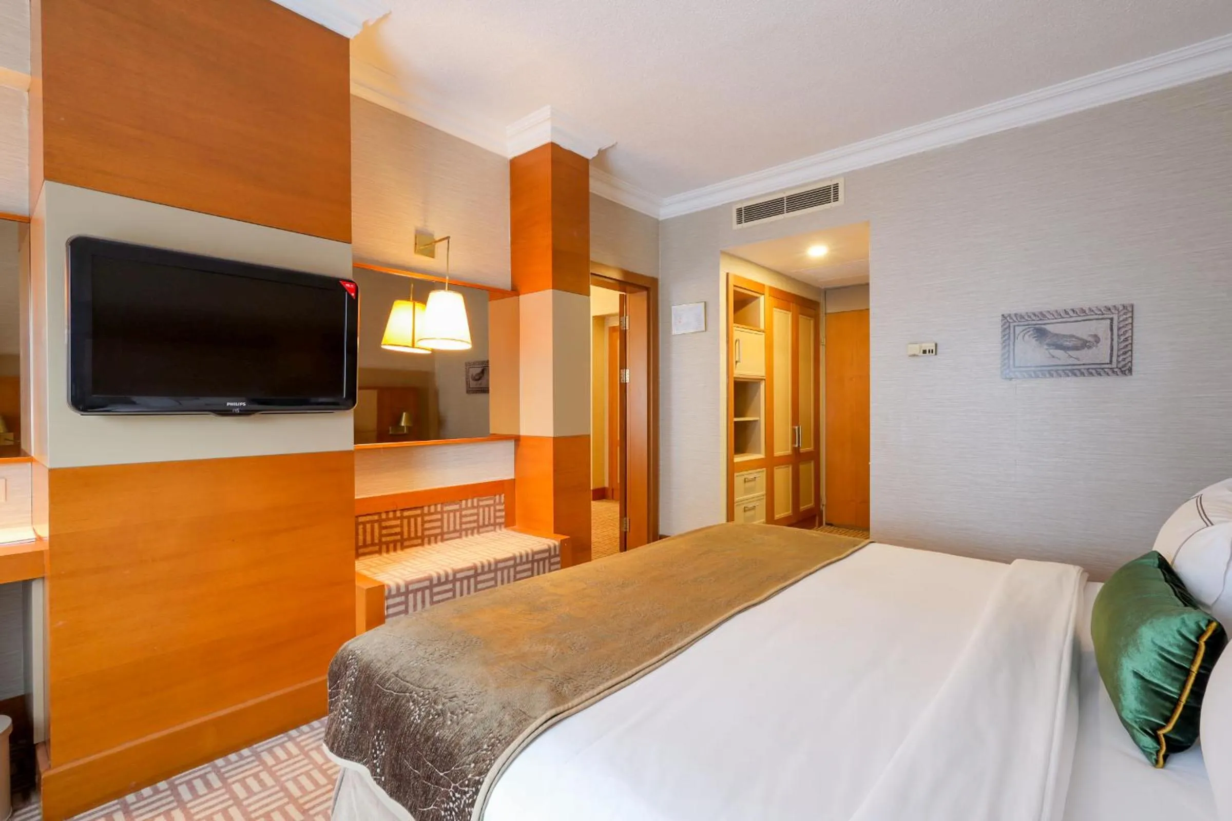 Bedroom, Bed in Tugcan Hotel