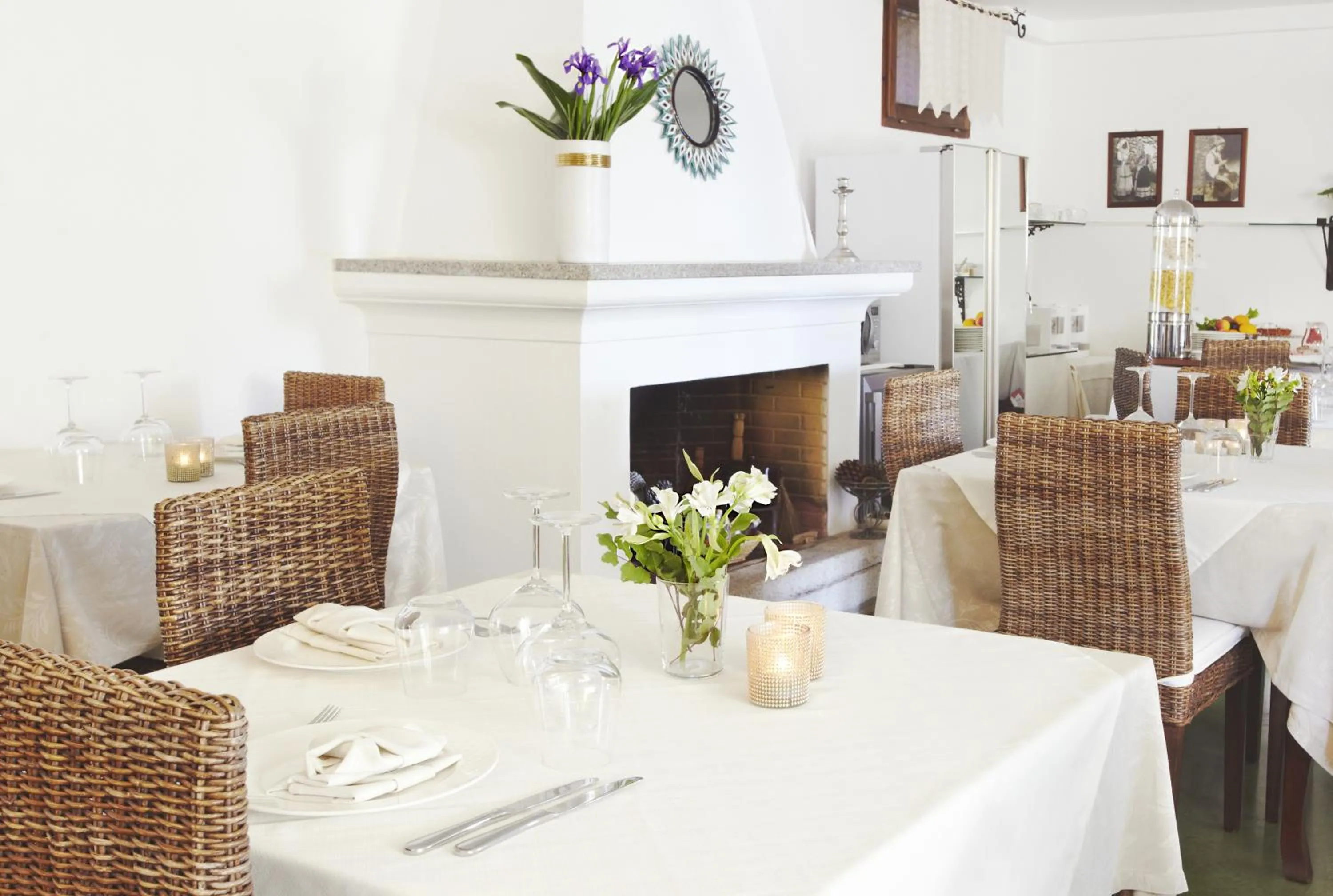 Restaurant/places to eat in Hotel Rio Molas
