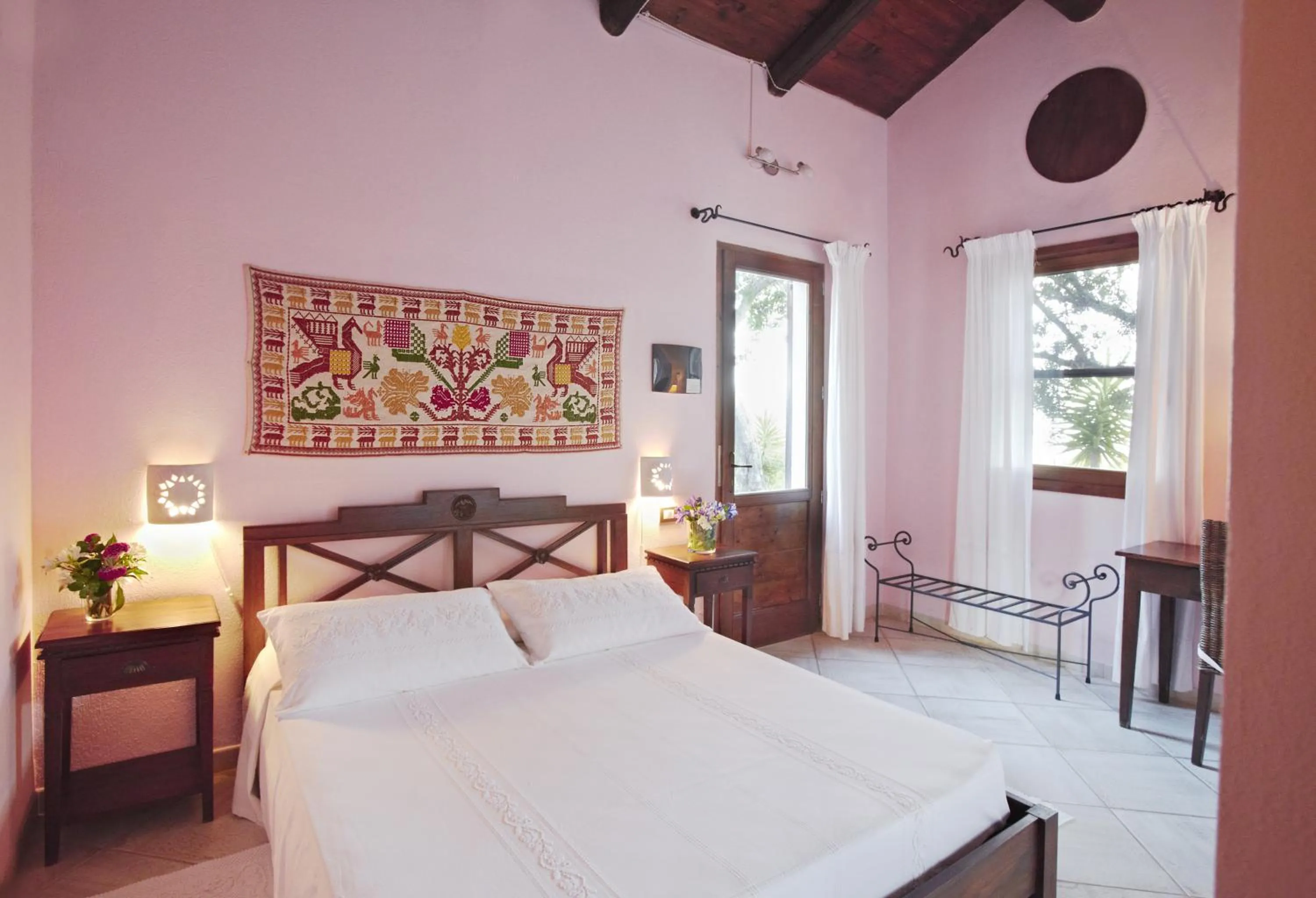 Bedroom, Bed in Hotel Rio Molas