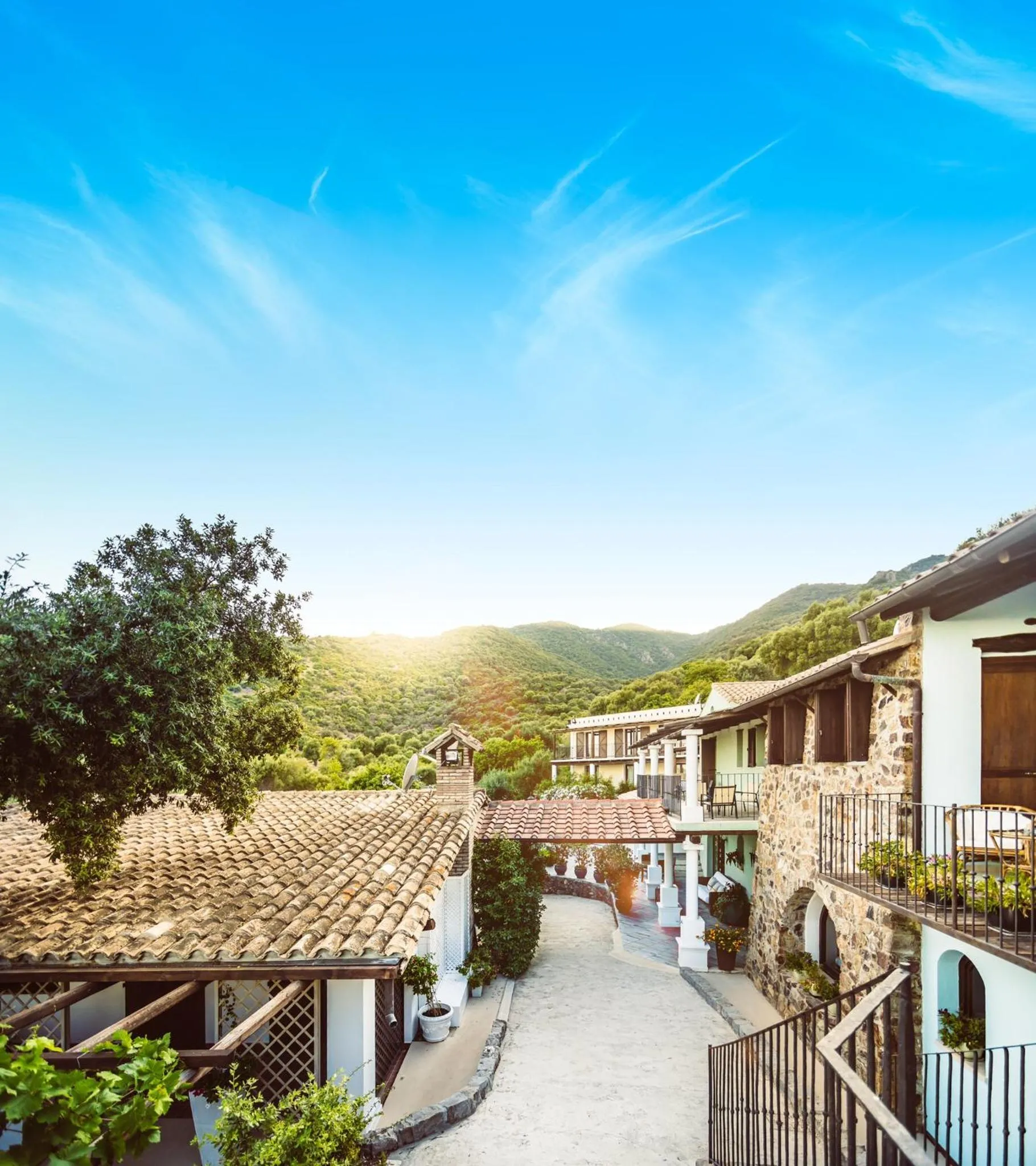 Property building in Hotel Rio Molas