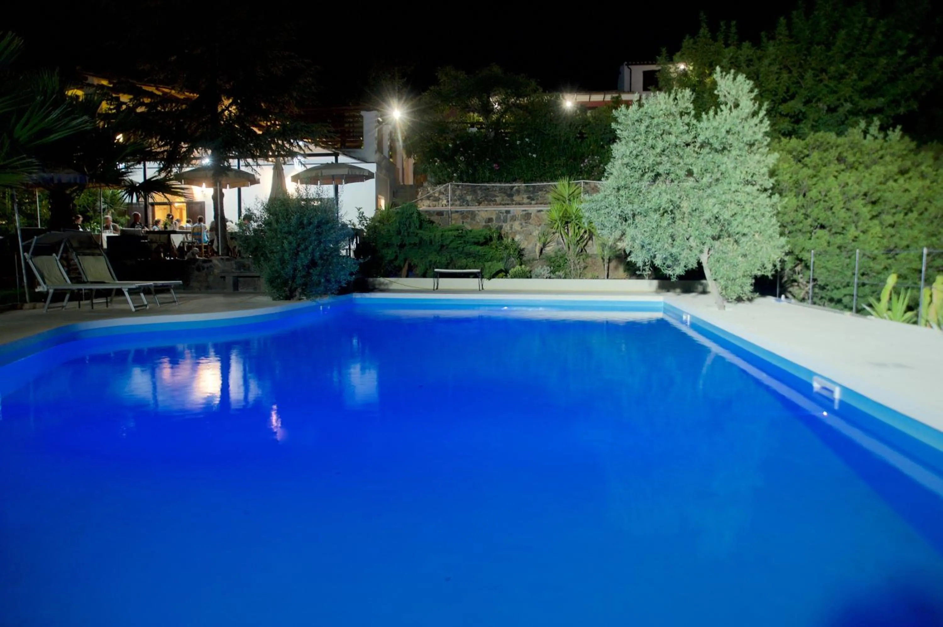 Swimming pool in Hotel Rio Molas