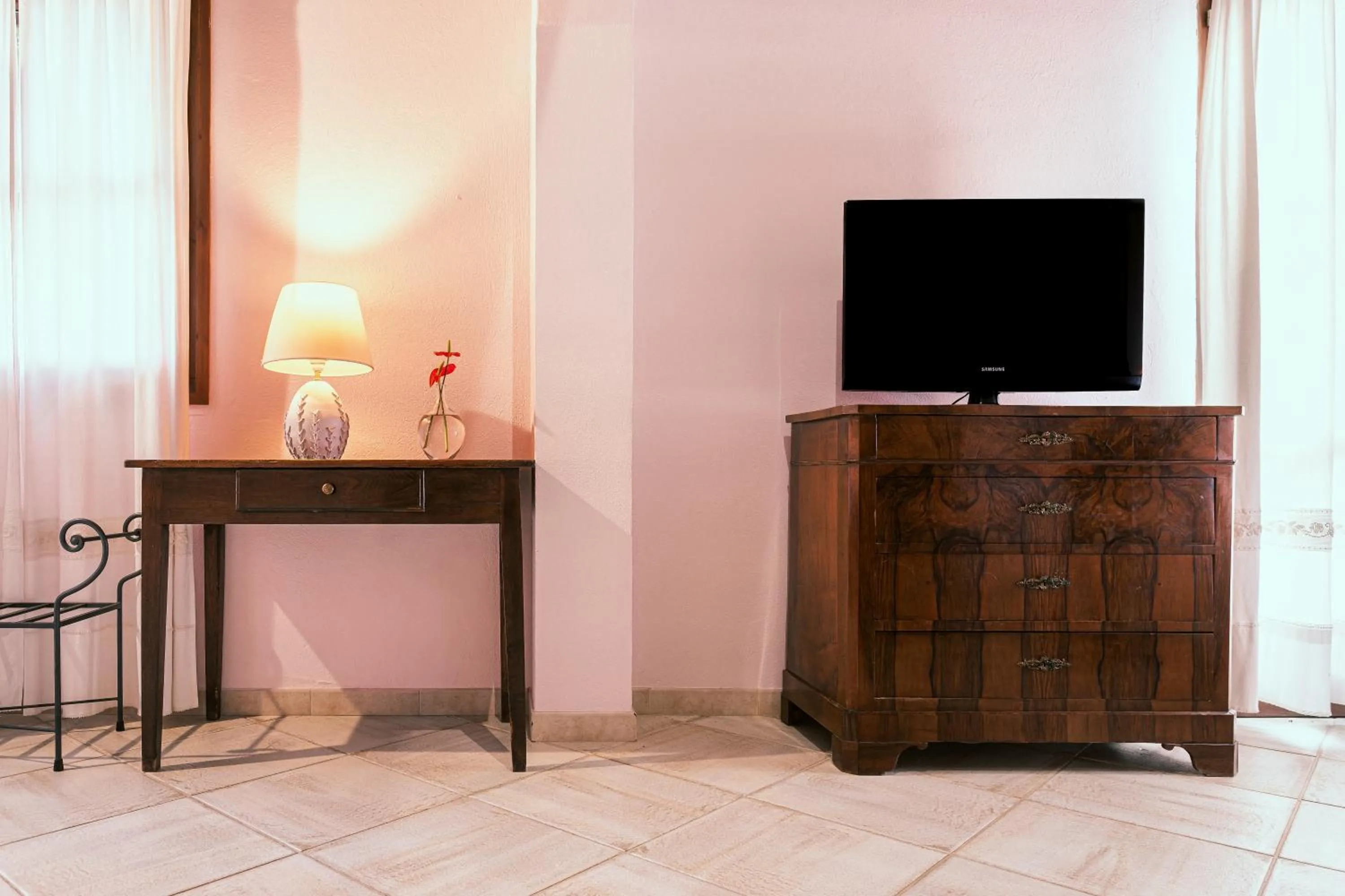 TV and multimedia in Hotel Rio Molas