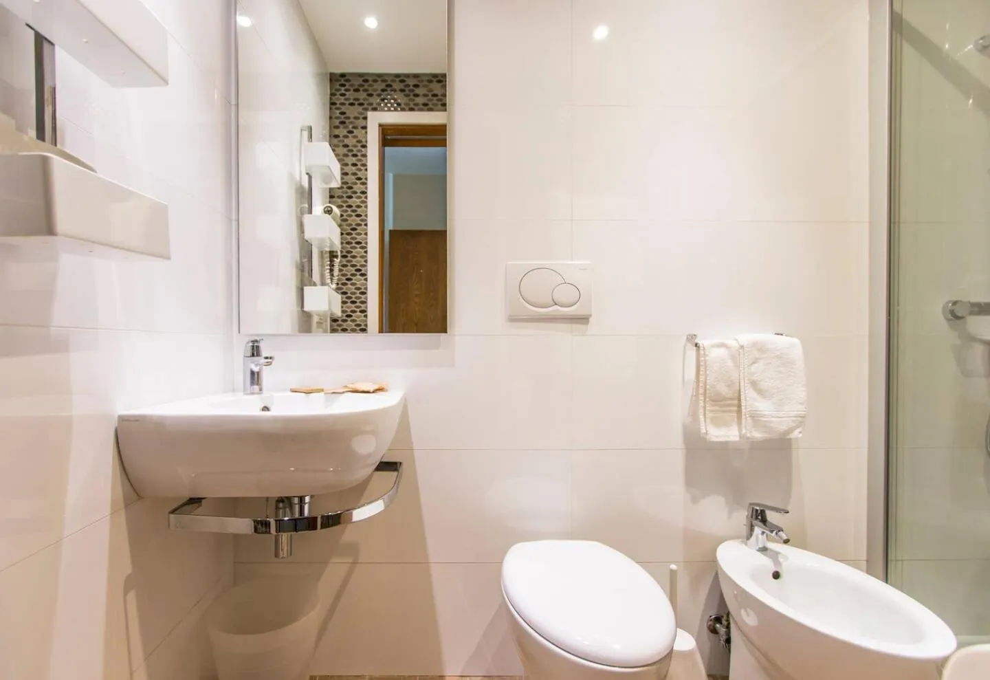 Bathroom in Hotel Bracciotti