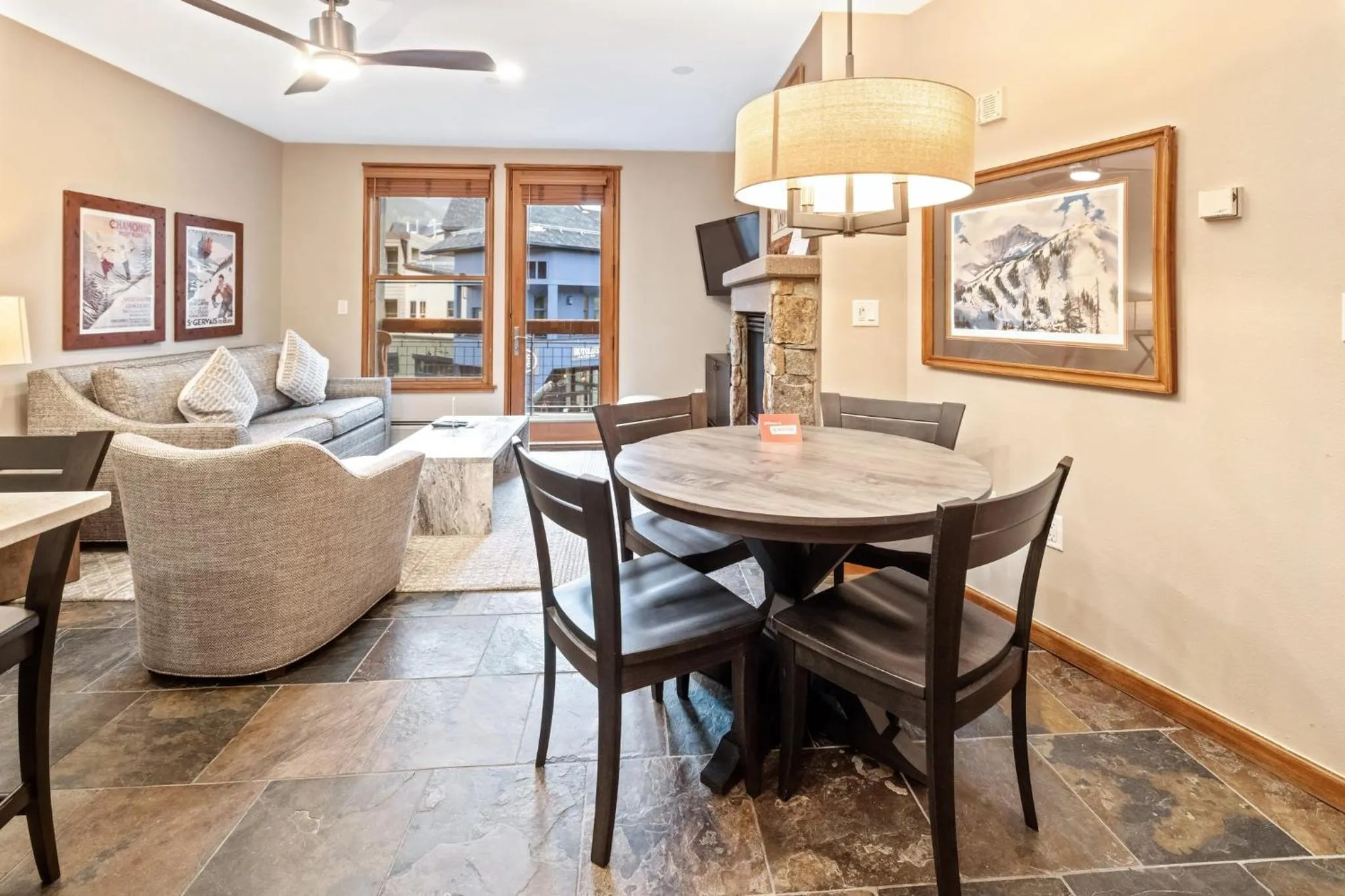 Restaurant/places to eat in Jackpine & Black Bear Condos by Vail Resorts