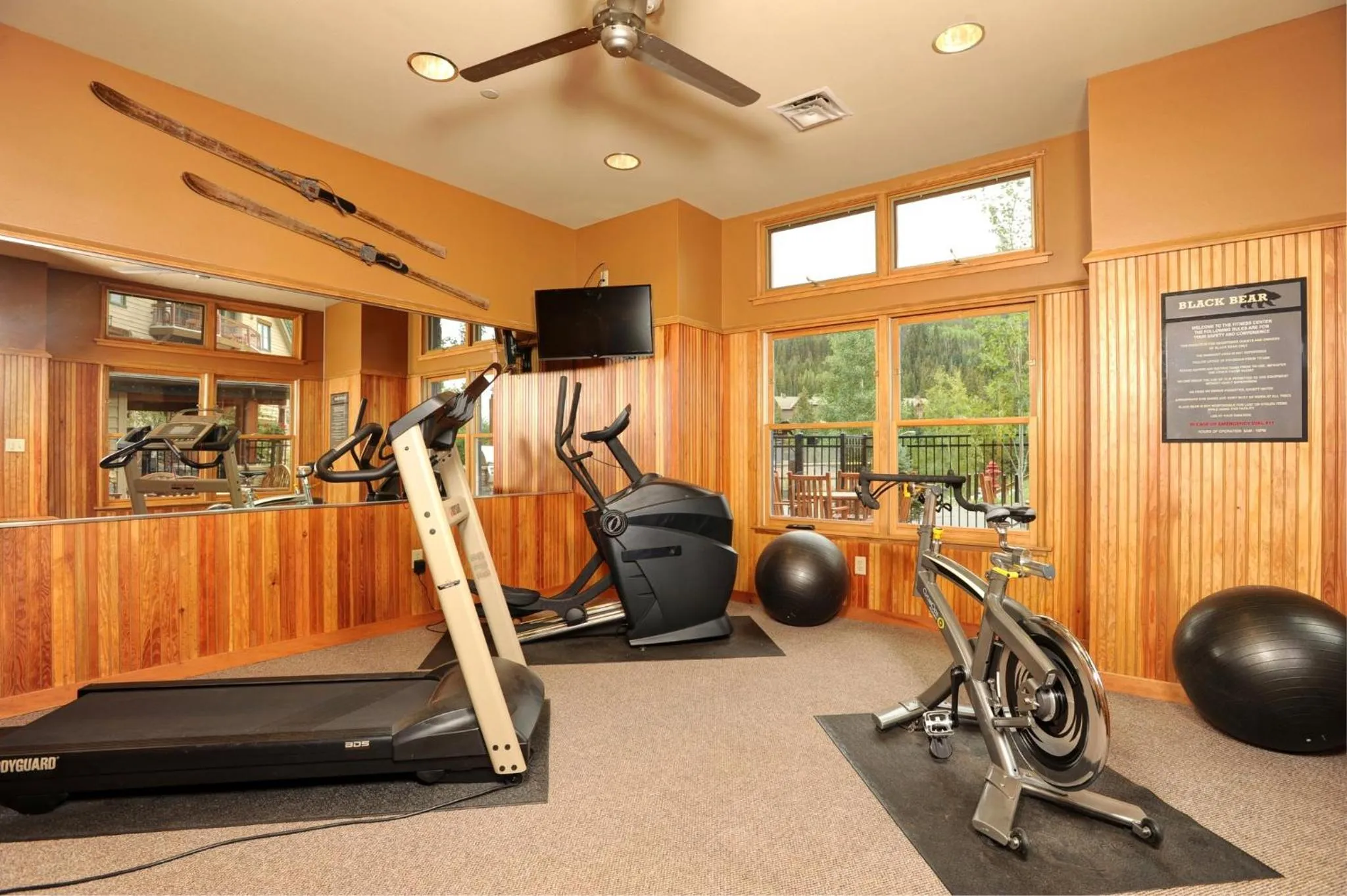 Fitness centre/facilities in Jackpine & Black Bear Condos by Vail Resorts