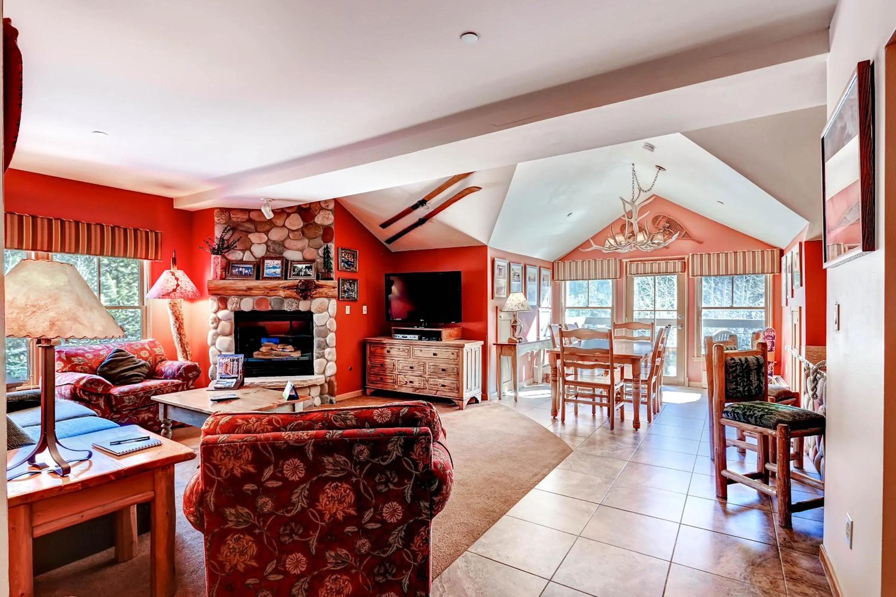 Jackpine & Black Bear Condos by Vail Resorts