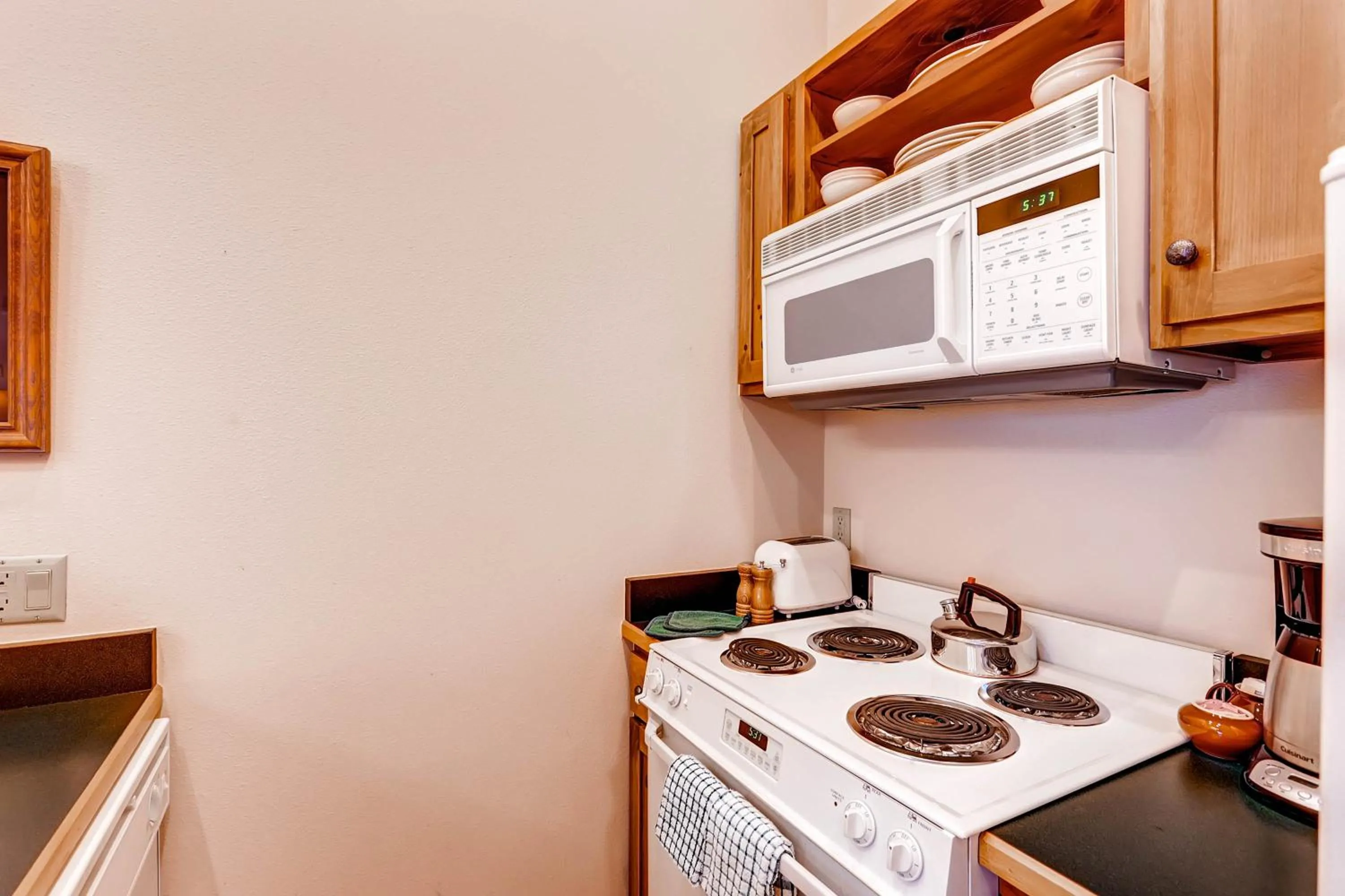 Jackpine & Black Bear Condos by Vail Resorts