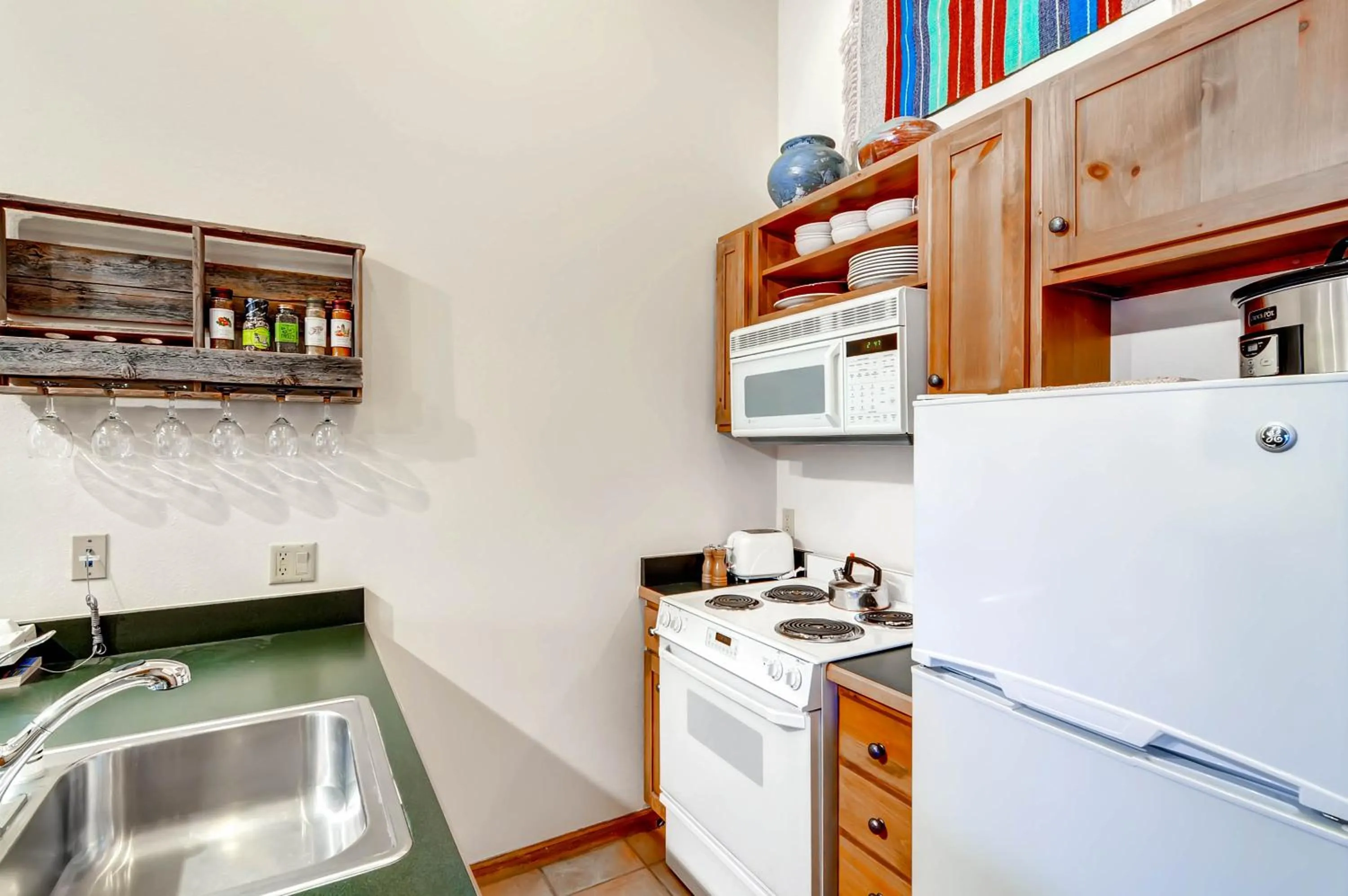 Kitchen or kitchenette in Jackpine & Black Bear Condos by Vail Resorts